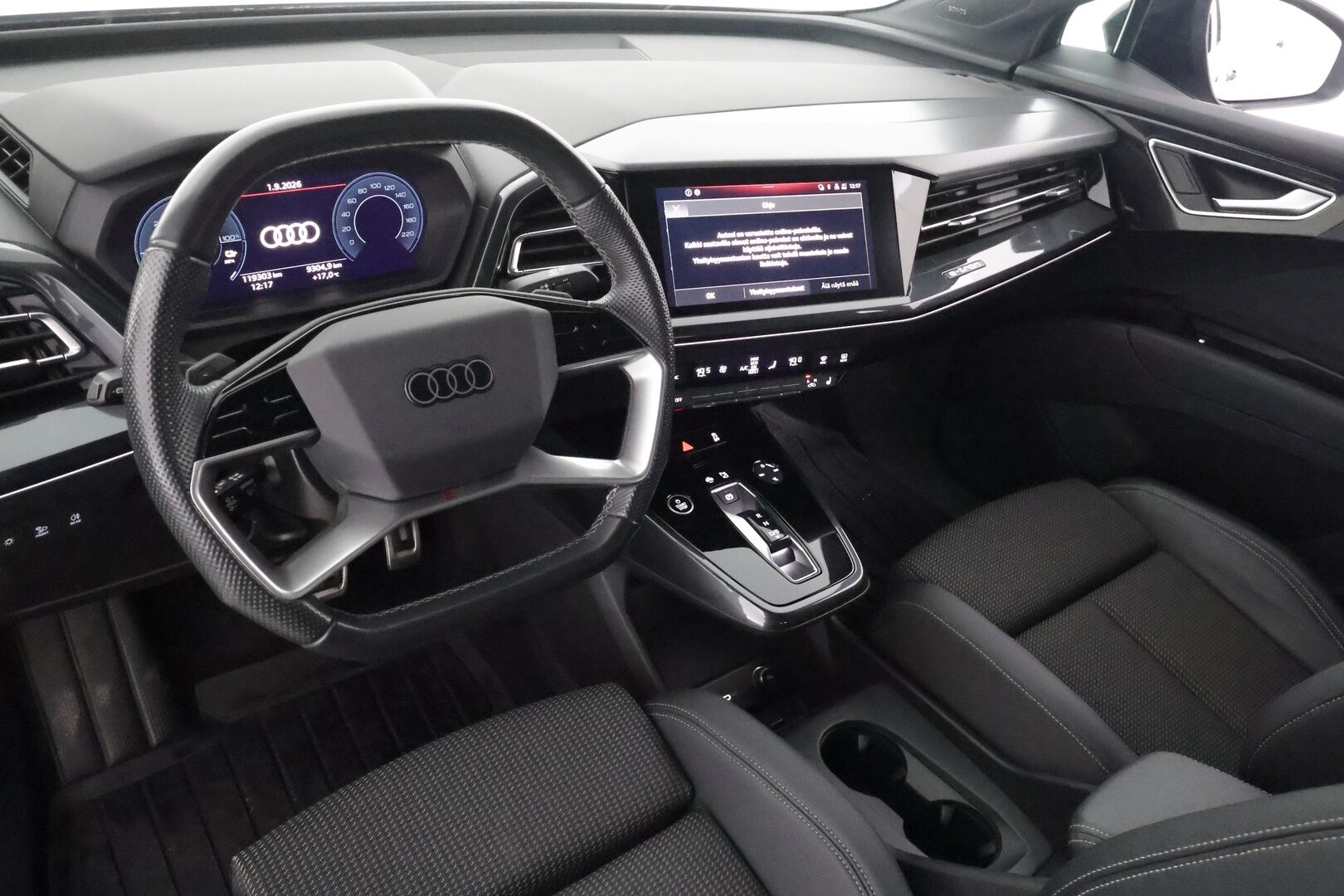 AUDI Q4 E-TRON 2023 40 Sportsback S-Line - ACC | ILP | Koukku | SONOS | S-Line | Matrix | Puolinahat | Sporttipenkit | P.kamera | Sähk. takaluukku | Keyless | Merkkihuollot | 