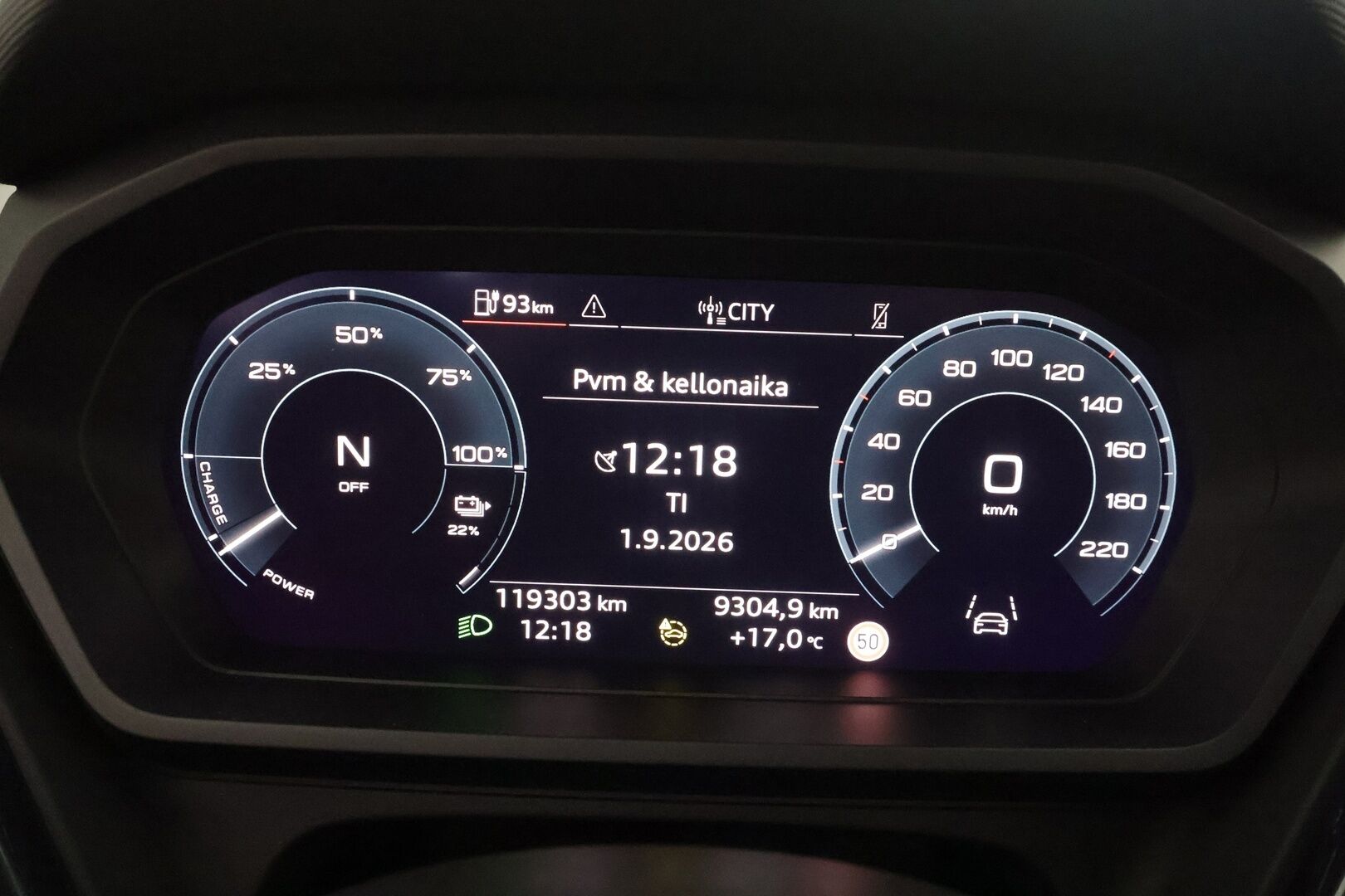 AUDI Q4 E-TRON 2023 40 Sportsback S-Line - ACC | ILP | Koukku | SONOS | S-Line | Matrix | Puolinahat | Sporttipenkit | P.kamera | Sähk. takaluukku | Keyless | Merkkihuollot | 