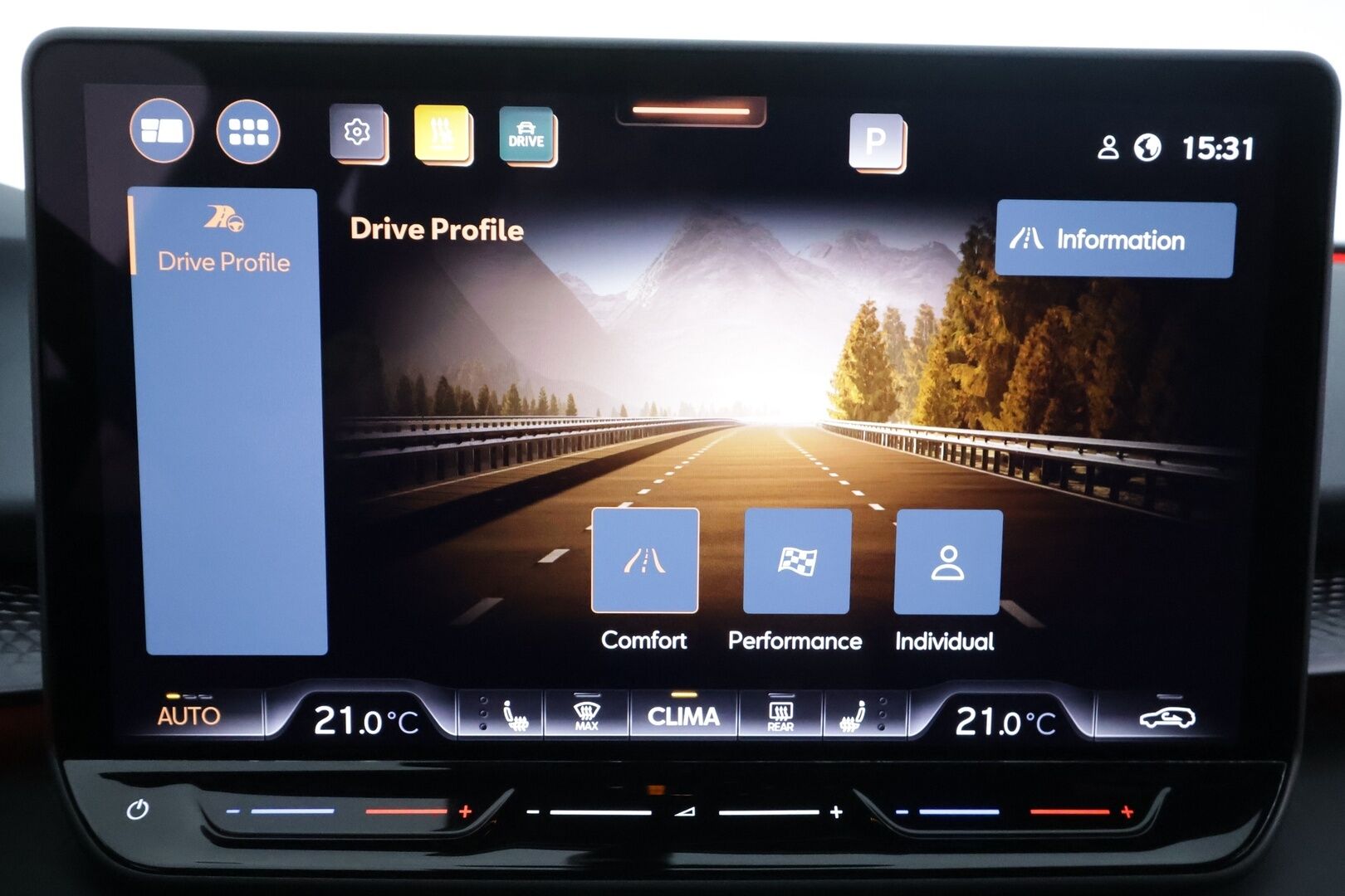 CUPRA Terramar 2025 1.5 eTSI 110 kW MHEV DSG - | ACC | Koukku | Webasto | P.Kamera | LED | Puolinahat | Digimittaristo | Keyless | Ratinlämmitys | Kahdet Renkaat |