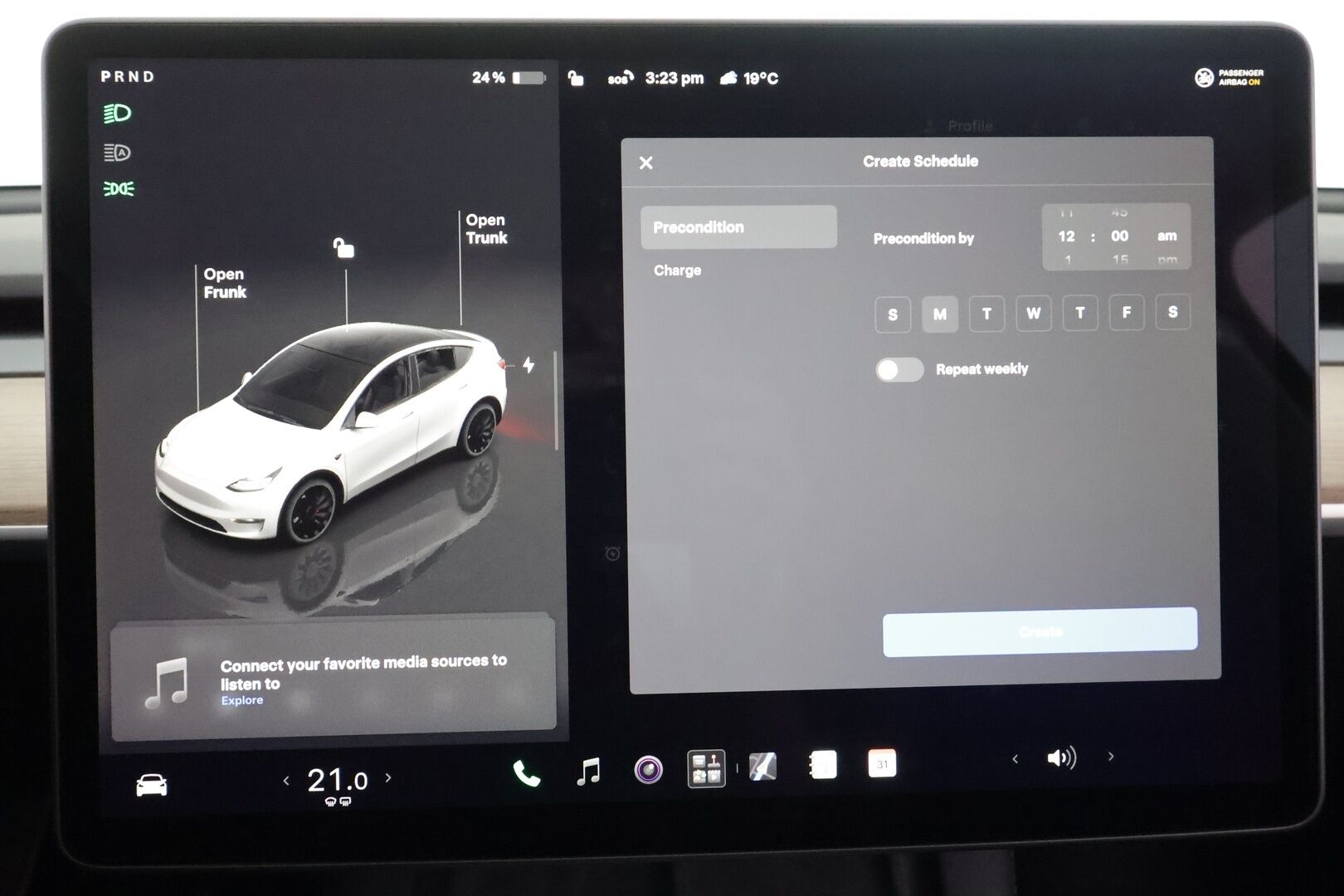 TESLA MODEL Y 2022 Performance - | ILP | Koukku | ACC | Lasikatto | Matrix-LED | Muistipenkki | P.Kamera | Premium Audio | Navi | Kaistavahti | Keyless | 