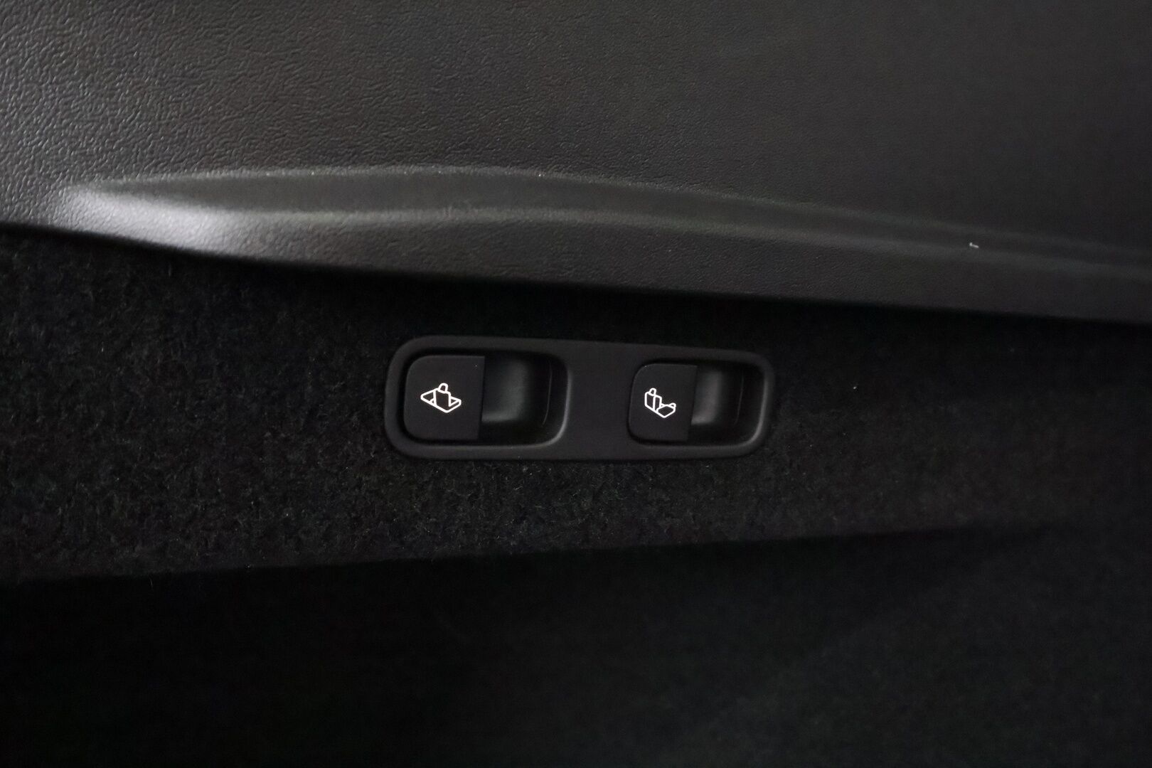 TESLA MODEL Y 2022 Performance - | ILP | Koukku | ACC | Lasikatto | Matrix-LED | Muistipenkki | P.Kamera | Premium Audio | Navi | Kaistavahti | Keyless | 