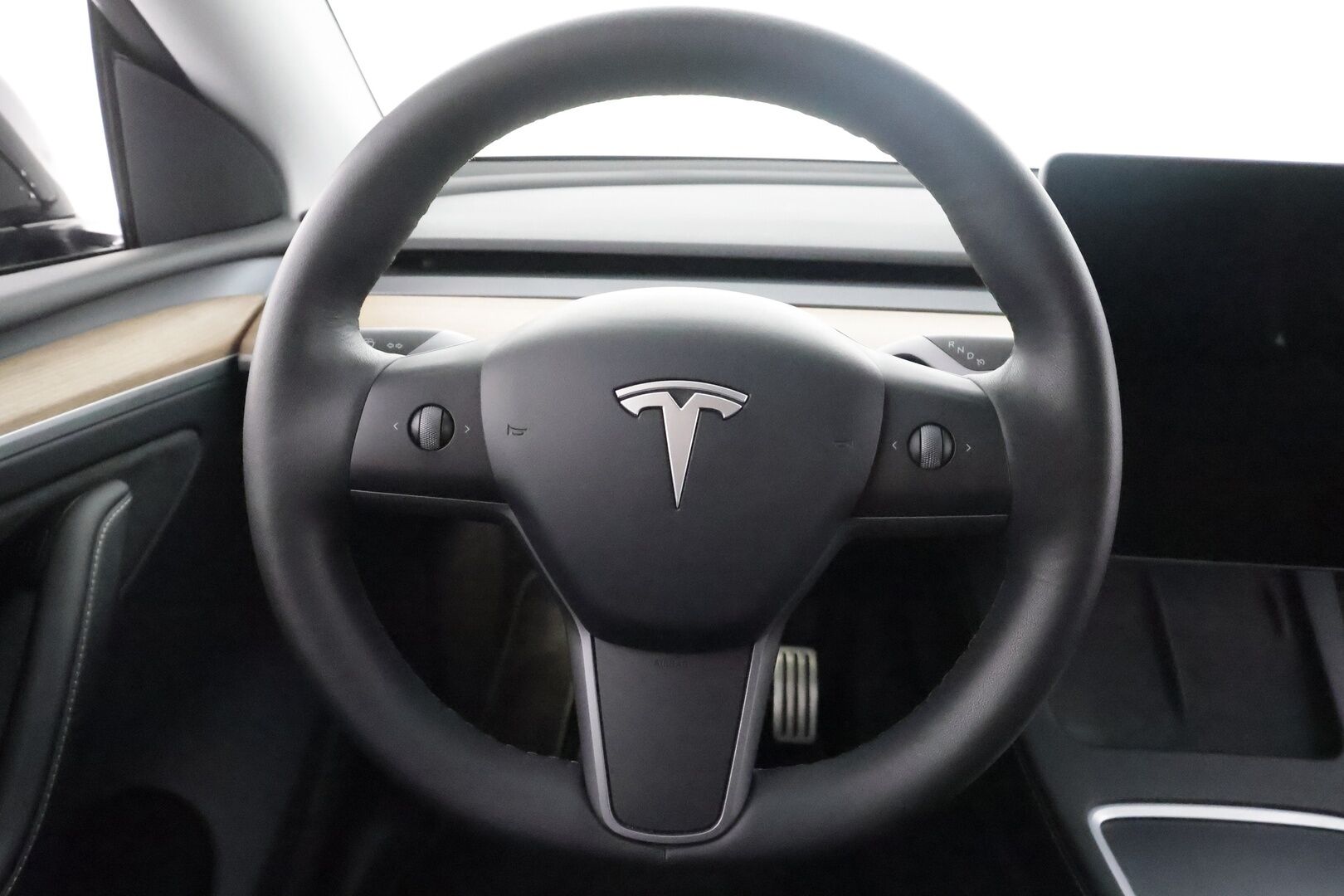TESLA MODEL Y 2022 Performance Dual Motor - | ILP | Koukku | ACC | Lasikatto | Matrix-LED | P.Kamera | Muistipenkki | Premium Audio | Navi | Kaistavahti | Keyless | Kahdet renkaat |