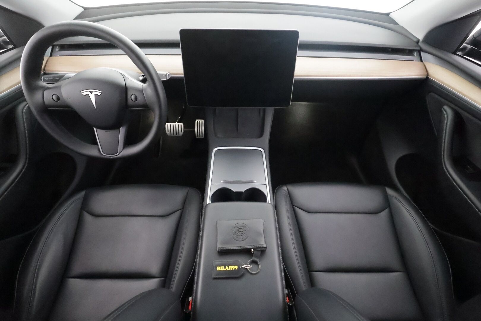 TESLA MODEL Y 2022 Performance Dual Motor - | ILP | Koukku | ACC | Lasikatto | Matrix-LED | P.Kamera | Muistipenkki | Premium Audio | Navi | Kaistavahti | Keyless | Kahdet renkaat |