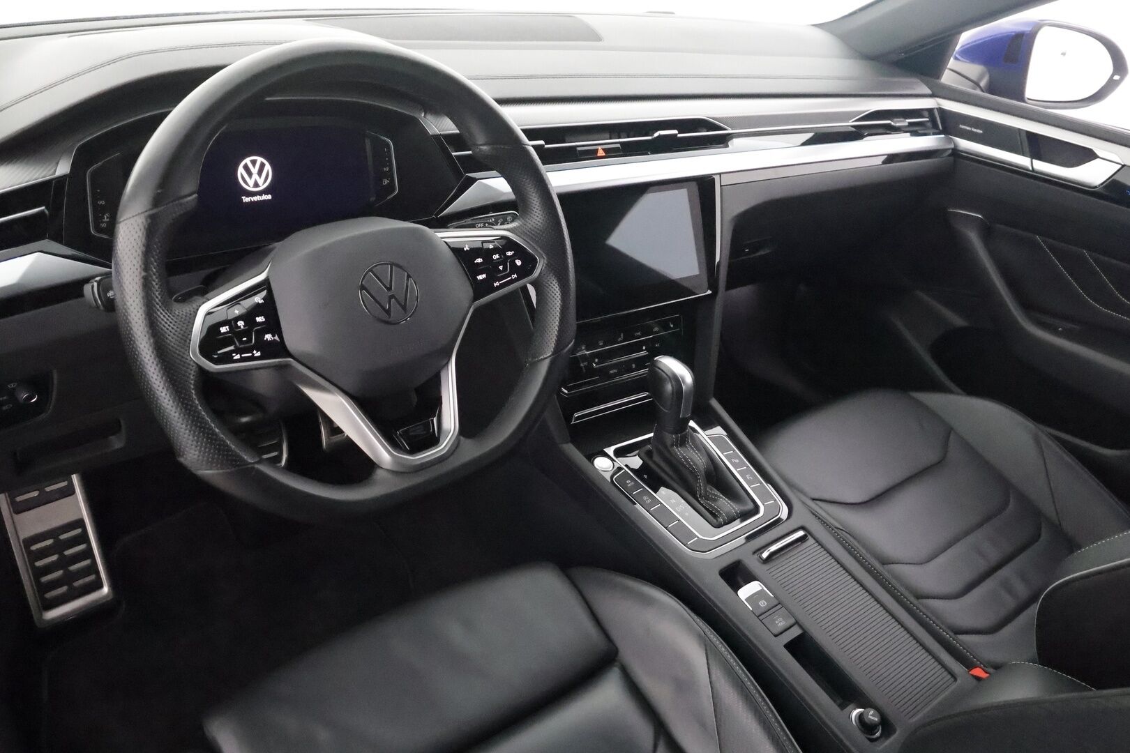 VOLKSWAGEN ARTEON 2022 2.0 TSI R-Line Shooting Brake - | ACC | Webasto | Koukku | Adapt LED | Hierova Ergocomfort istuin | H/K | 360-Kamera | Nahat | Keyless | Apple&Android | Merkkihuollettu | Kahdet Renkaat |