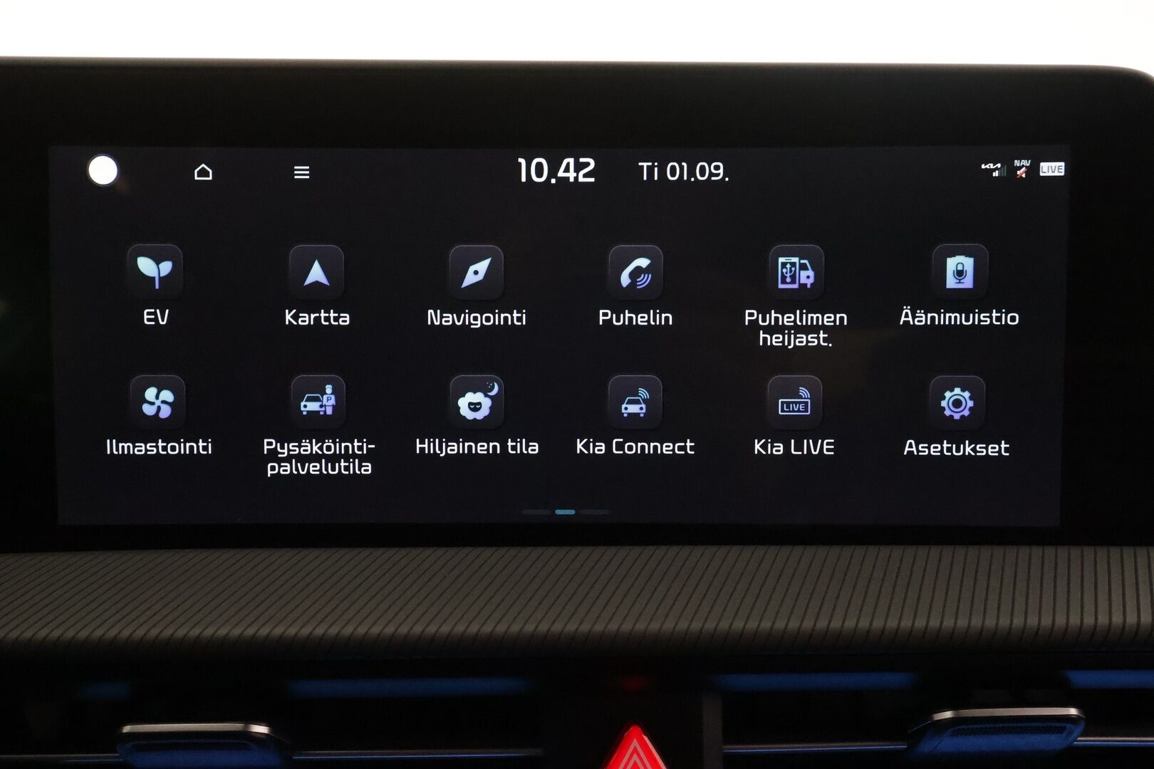 KIA EV6 2022 77,4kWh AWD GT-Line - | ACC | ILP | Koukku | Meridian | HUD | 360° | Ilm. relax penkit | Muistipenkki | Ambient light | Keyless | 2x renkaat aluin | Merkkihuollot |