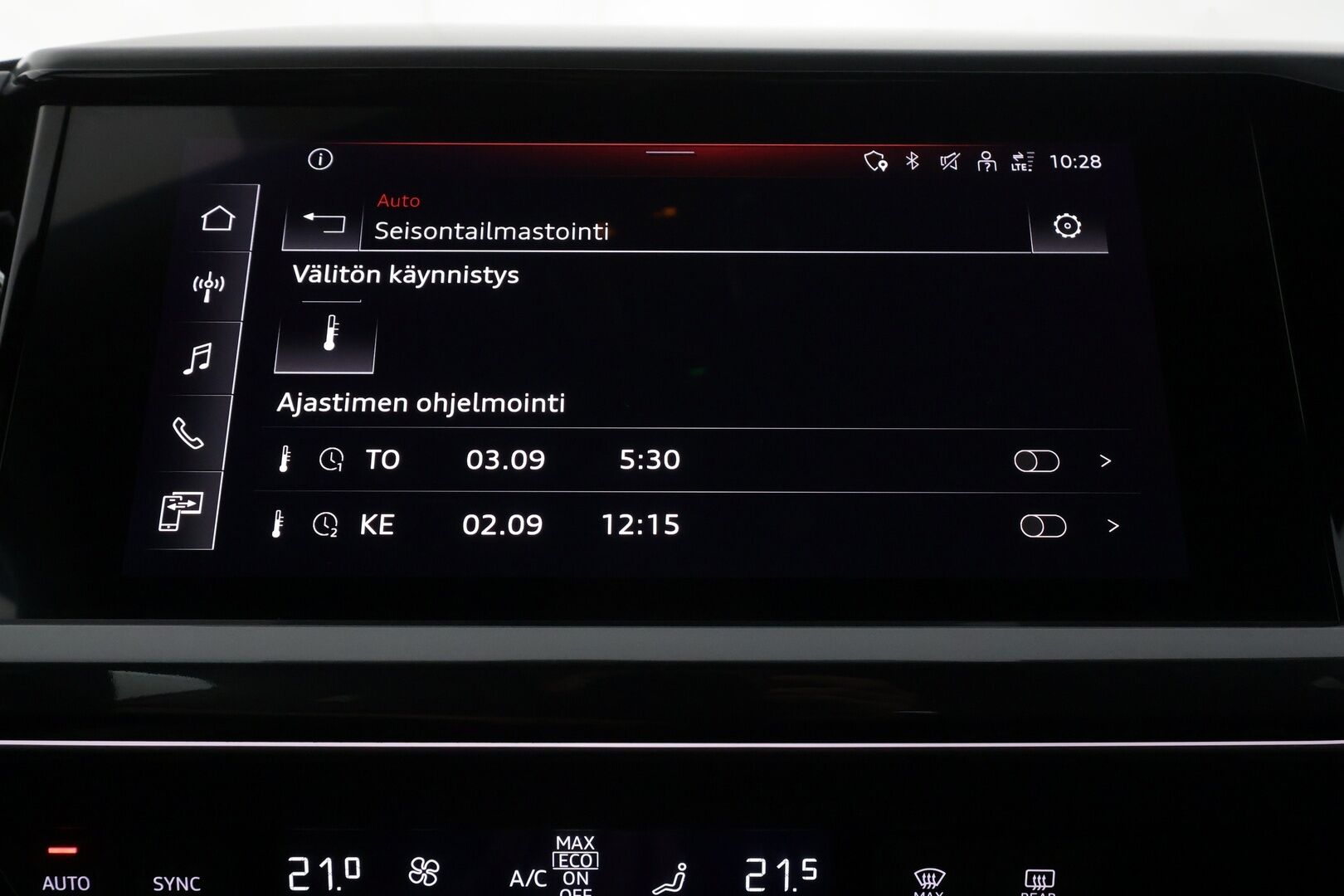 AUDI Q4 E-TRON 2023 40 e-tron S-line - | ACC | ILP | 2x S-Line | Puolinahat | Sporttipenkit | P.kamera | Kaistavahti | Digimittaristo | Sähk. takaluukku | 2x renkaat aluin | ALV |