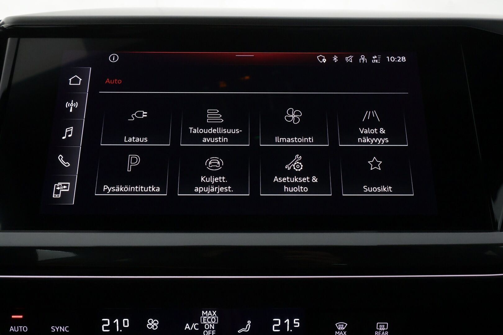 AUDI Q4 E-TRON 2023 40 e-tron S-line - | ACC | ILP | 2x S-Line | Puolinahat | Sporttipenkit | P.kamera | Kaistavahti | Digimittaristo | Sähk. takaluukku | 2x renkaat aluin | ALV |