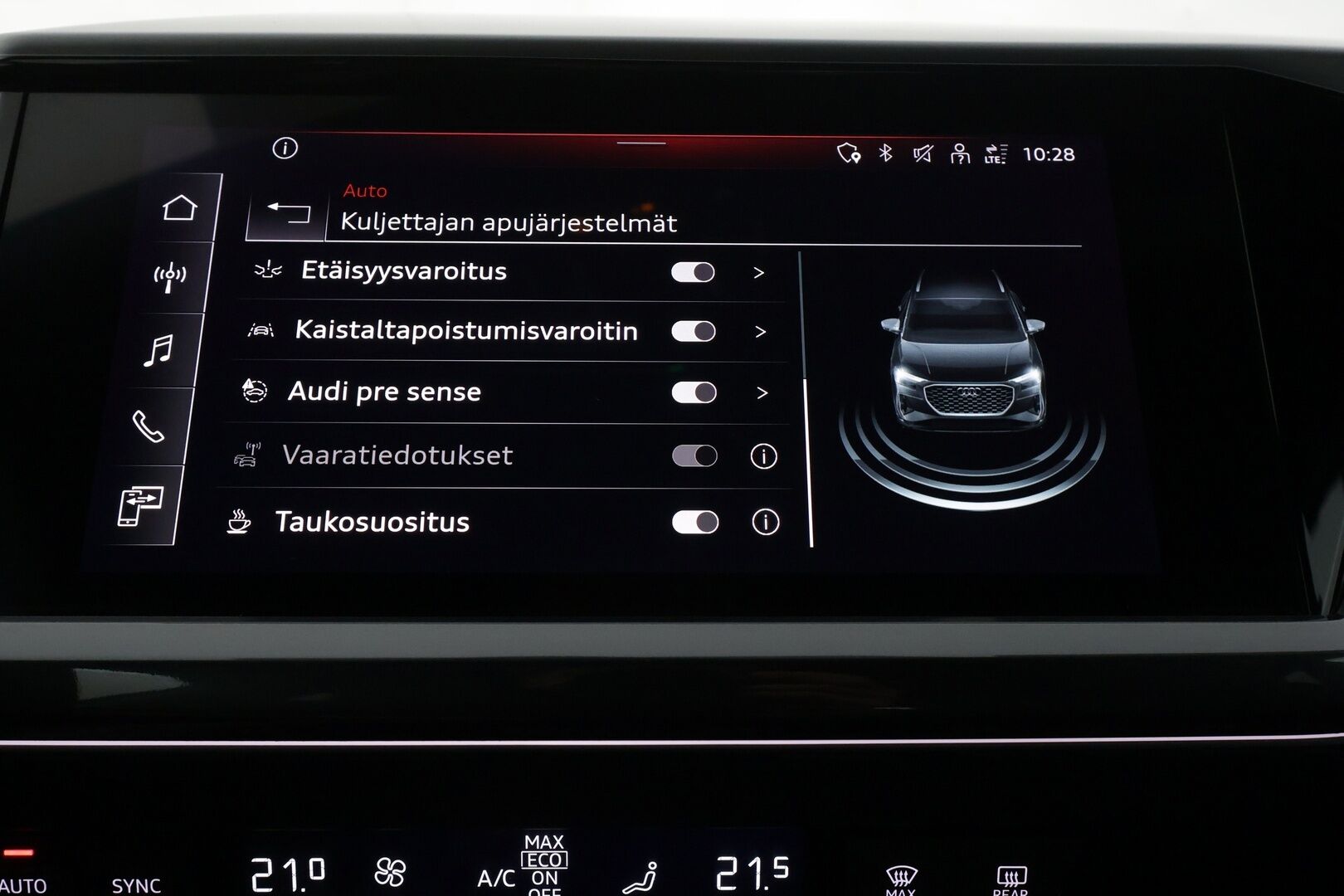 AUDI Q4 E-TRON 2023 40 e-tron S-line - | ACC | ILP | 2x S-Line | Puolinahat | Sporttipenkit | P.kamera | Kaistavahti | Digimittaristo | Sähk. takaluukku | 2x renkaat aluin | ALV |