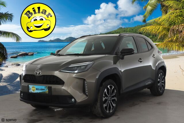 TOYOTA YARIS CROSS 2025