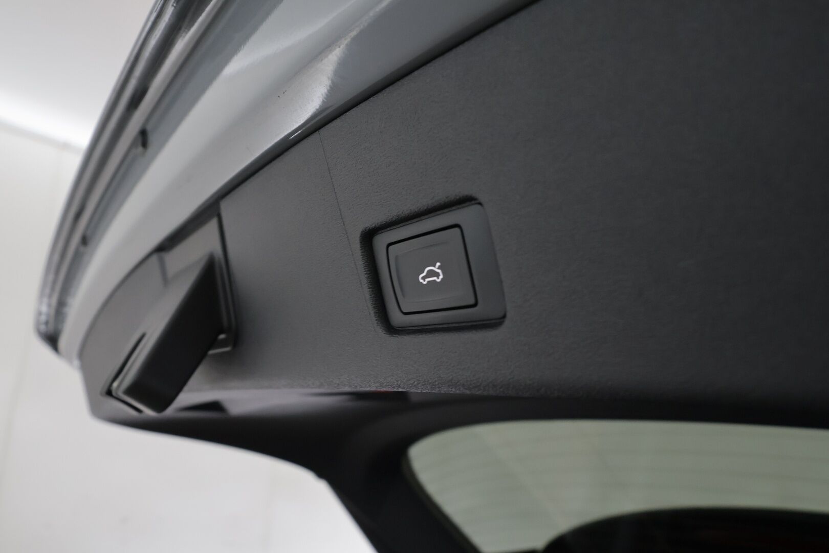 AUDI Q4 E-TRON 2023 50 E-Tron Quattro - | ILP | Koukku | ACC | LED | P.Kamera | Sporttipenkit | Kaistavahti | Digimittaristo | Apple&Android | Kahdet renkaat | Merkkihuollot | - KORKO VAIN 3,99 %
