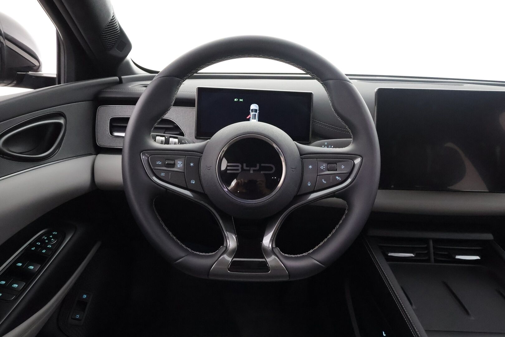 BYD SEAL 6 DM-i 2025 Touring Comfort - | ACC | Nahkaverhoilu | Sähköpenkit | P.kamera | Keyless | LED | Lane Assist | BSM | RCTA | Apple & Android | Sähk. takaluukku | Digimittaristo | 