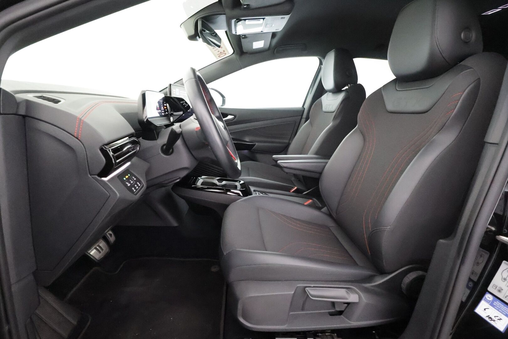 VOLKSWAGEN ID.5 2023 GTX - | ACC | ILP | Koukku | Matrix-LED | Puolinahat | P.Kamera | Ratinlämmitys | Digimittaristo | Navi | Keyless | Merkkihuollettu | Kahdet Renkaat |