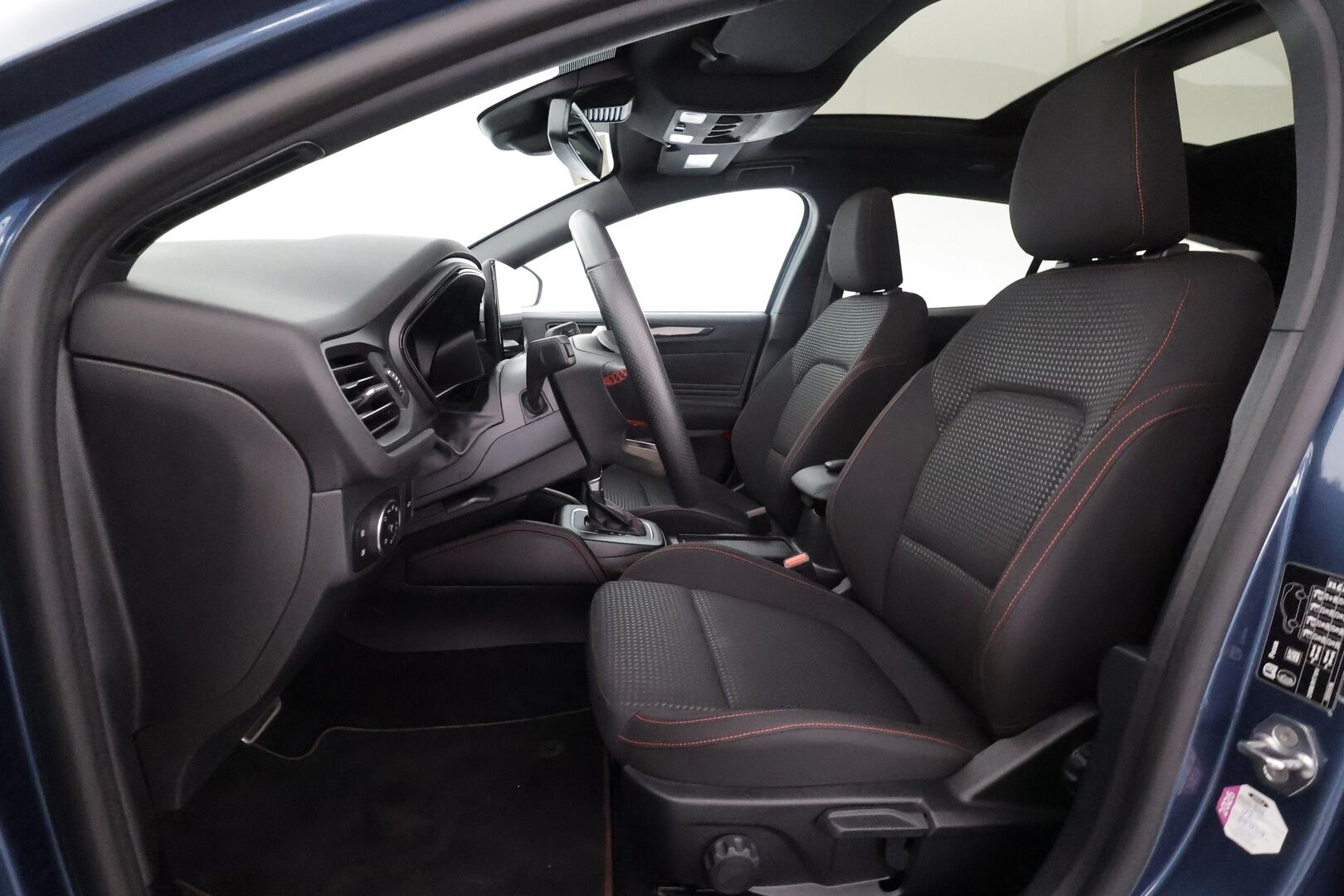 FORD FOCUS 2024 1.0 EcoBoost Hybrid Powershift 155hv (kevythybridi) A7 ST-Line Wagon - | Panorama | B&O | ACC | Koukku | LED | P.Kamera | Katveavustin | Kaistavahti | Keyless | Digimittaristo | Ratinlämmitys | Merkkihuollot | - KORKO VAIN 3,99 %