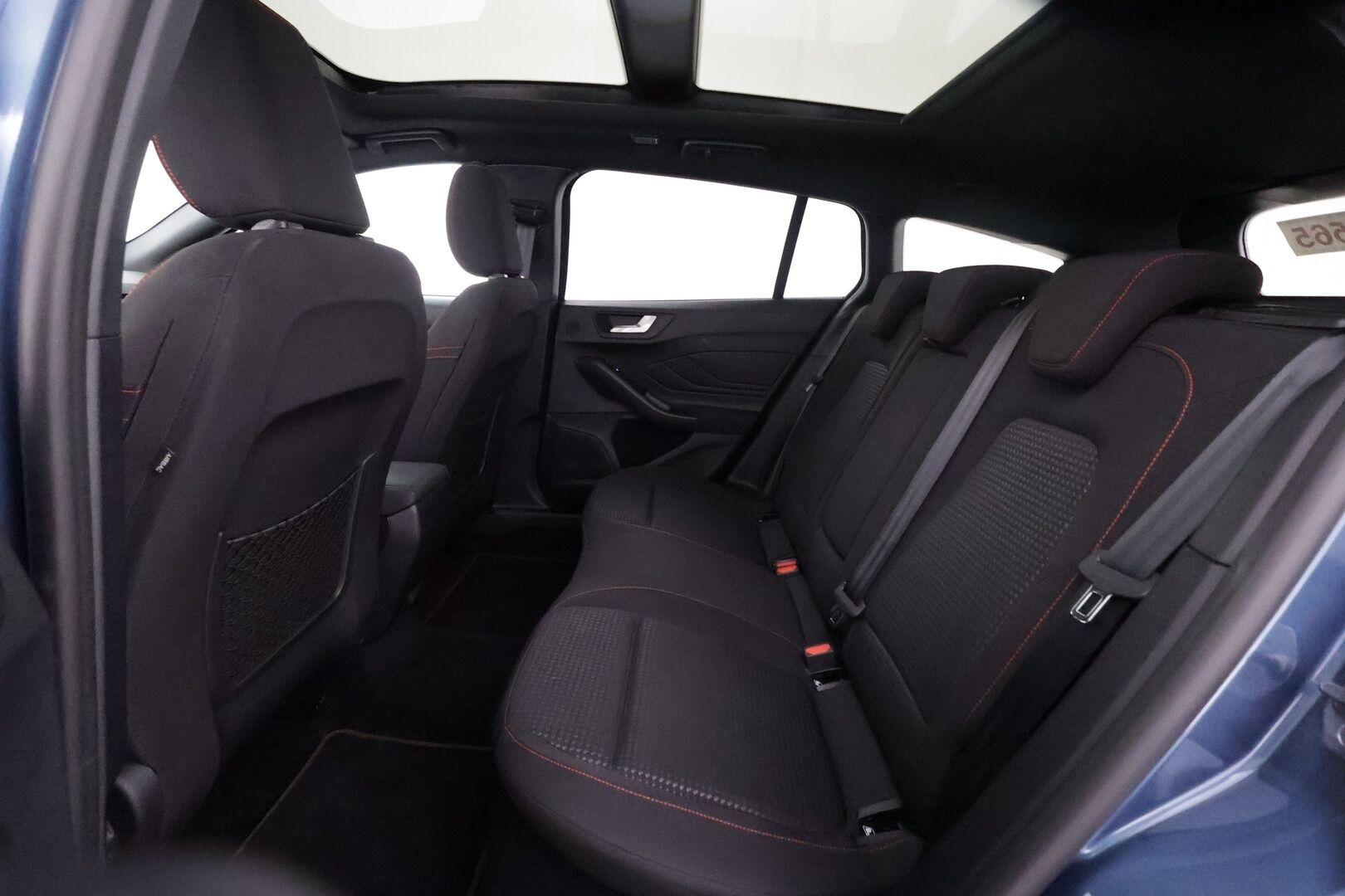 FORD FOCUS 2024 1.0 EcoBoost Hybrid Powershift 155hv (kevythybridi) A7 ST-Line Wagon - | Panorama | B&O | ACC | Koukku | LED | P.Kamera | Katveavustin | Kaistavahti | Keyless | Digimittaristo | Ratinlämmitys | Merkkihuollot | - KORKO VAIN 3,99 %