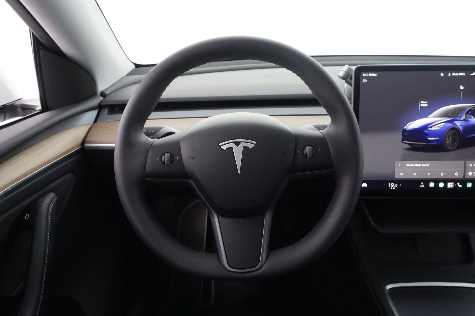 Tesla Model Y 2024 Long Range - | ACC | ILP | Matrix | Ryzen | Lasikatto | Sähkönahat | Muistipenkki | Premium Audio | P.kamera | Autosteer | Lämm. ratti | 2x renkaat aluin | 
