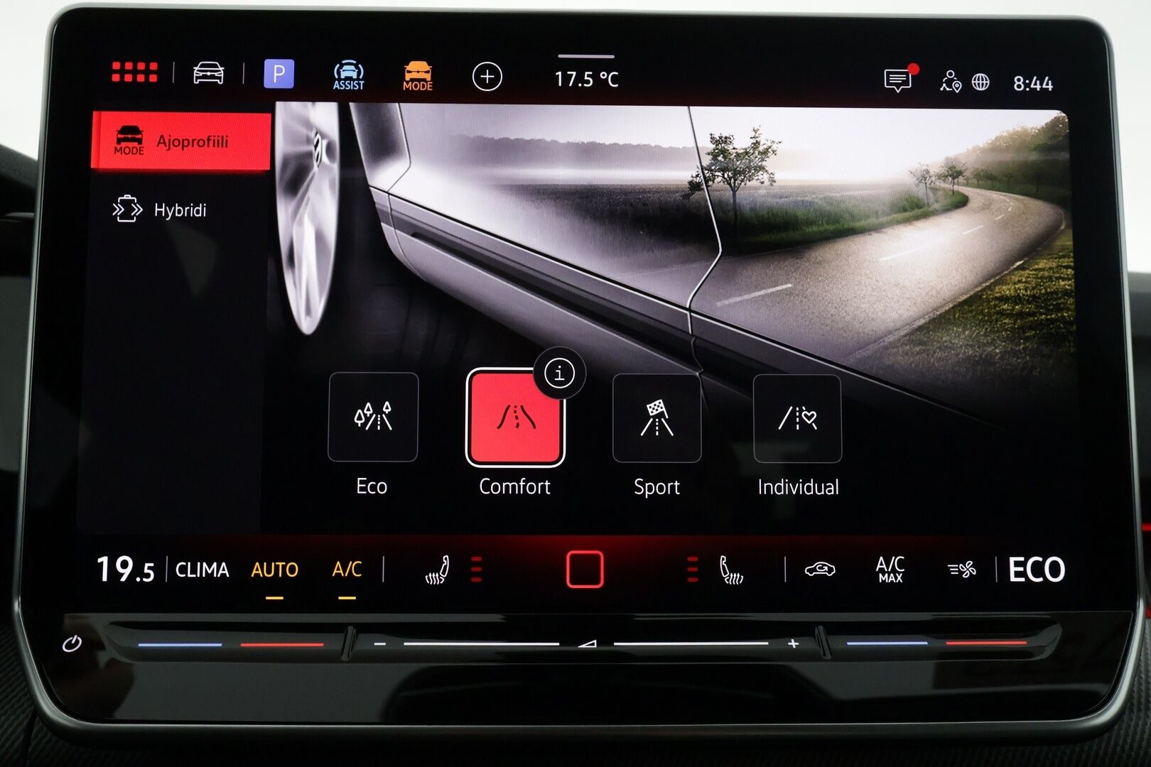 VOLKSWAGEN GOLF 2026 GTE 1.5 eHybrid 200kW DSG - | ACC | Koukku | Matrix-LED | DCC Alusta | P.Kamera | Ratinlämmitys | HUD | Apple&Android | Merkkihuollettu | Kahdet Renkaat |