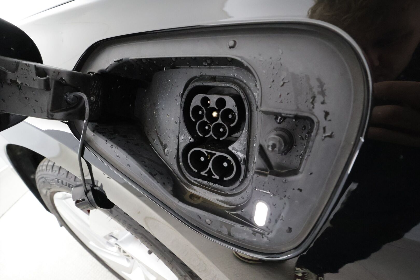 VOLKSWAGEN GOLF 2026 GTE 1.5 eHybrid 200kW DSG - | ACC | Koukku | Matrix-LED | DCC Alusta | P.Kamera | Ratinlämmitys | HUD | Apple&Android | Merkkihuollettu | Kahdet Renkaat |