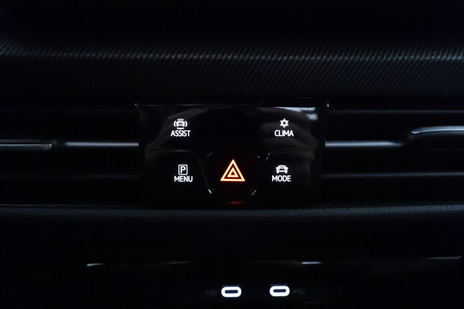 VOLKSWAGEN GOLF 2026 GTE 1.5 eHybrid 200kW DSG - | ACC | Koukku | Matrix-LED | DCC Alusta | P.Kamera | Ratinlämmitys | HUD | Apple&Android | Merkkihuollettu | Kahdet Renkaat |