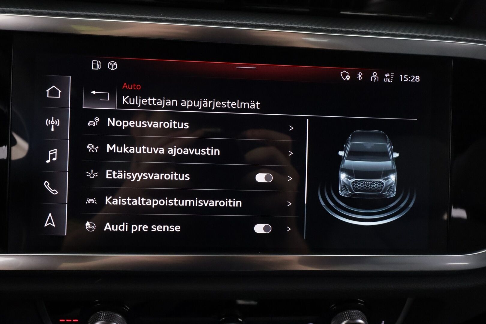 AUDI Q3 2021 Sportback S line 45 TFSIe 180kW S tronic - | ACC | Koukku | B&O | 2x S-line | Sporttinahat | Muistipenkki | Matrix | 360° | Ambient light | Digimittaristo | Keyless | Merkkihuollettu | 2x renkaat aluin |