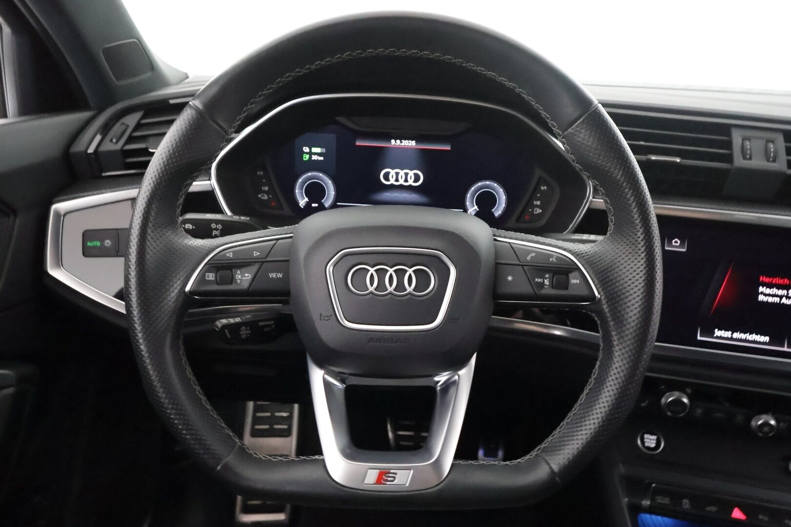 AUDI Q3 2021 Sportback S line 45 TFSIe 180kW S tronic - | ACC | Koukku | B&O | 2x S-line | Sporttinahat | Muistipenkki | Matrix | 360° | Ambient light | Digimittaristo | Keyless | Merkkihuollettu | 2x renkaat aluin |