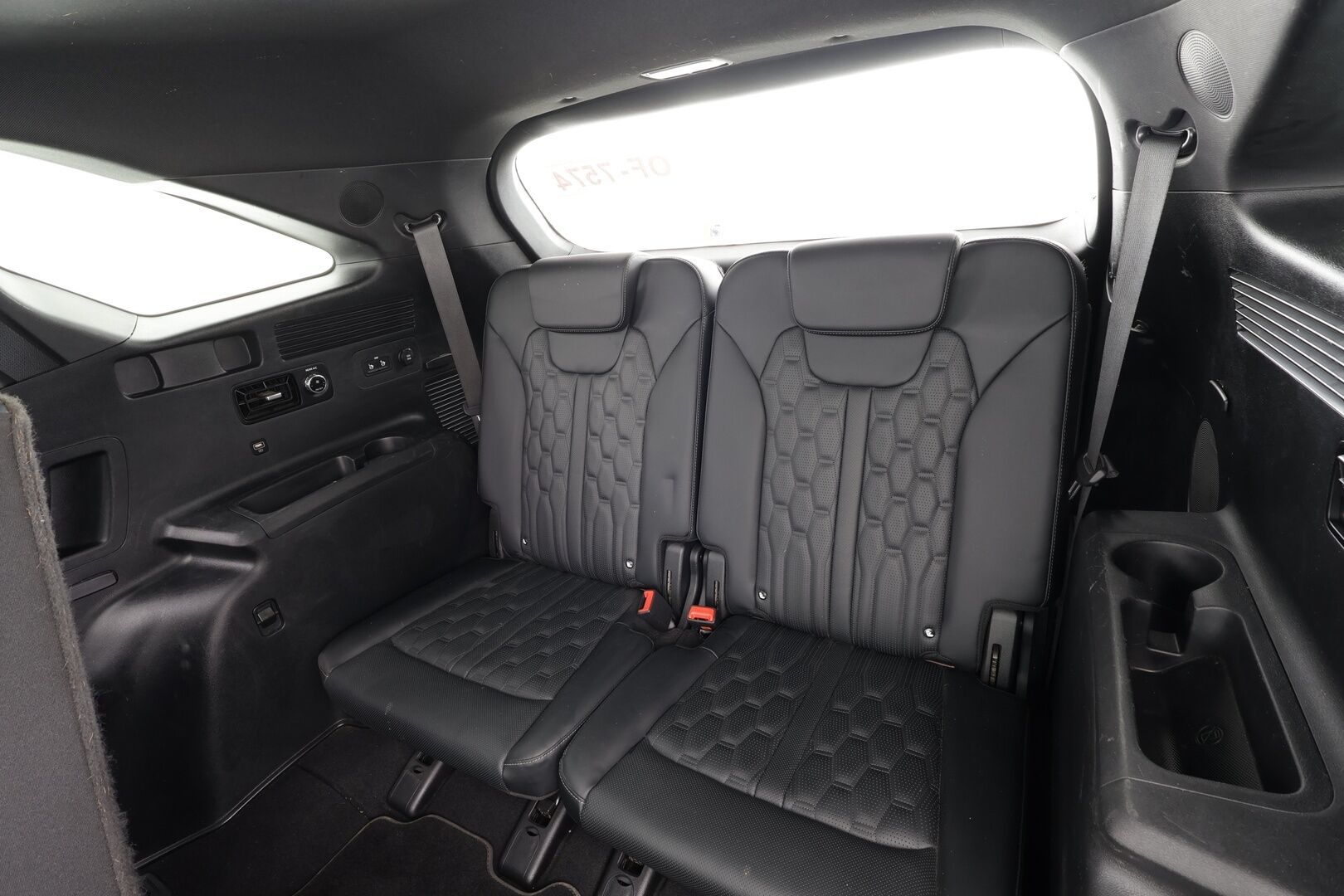 KIA SORENTO 2021 1,6 T-GDI Plug-in Hybrid AWD Business Luxury AT 7P - | ACC | Koukku | HUD | 360° | Ilm. sähkönahat | Panorama | BOSE | Muistipenkki | HDA | BSM | Digimittaristo | Merkkihuollot | ALV | 