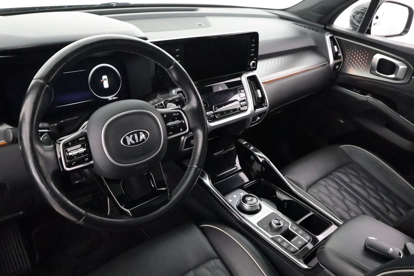 KIA SORENTO 2021 1,6 T-GDI Plug-in Hybrid AWD Business Luxury AT 7P - | ACC | Koukku | HUD | 360° | Ilm. sähkönahat | Panorama | BOSE | Muistipenkki | HDA | BSM | Digimittaristo | Merkkihuollot | ALV | 