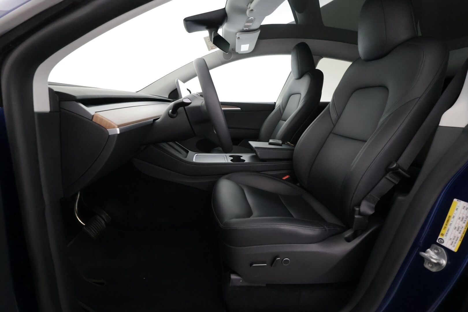Tesla Model Y 2024 Long Range - | ACC | ILP | Matrix | Ryzen | Premium Audio | Lasikatto | Sähkönahat | Muistipenkki | Autosteer | P.kamera | Lämm. ratti | Keyless | 
