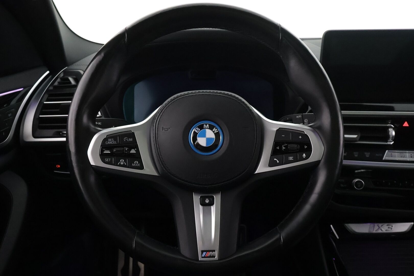 BMW IX3 2022 G08 M Sport Charged - | ACC | ILP | Koukku | Adapt. LED | Sporttinahat sähköllä | Muistipenkki | Panorama | P.kamera | Lane Assist | Navi | Lämm. ratti | 2x renkaat aluin | - KORKO VAIN 3,99 %