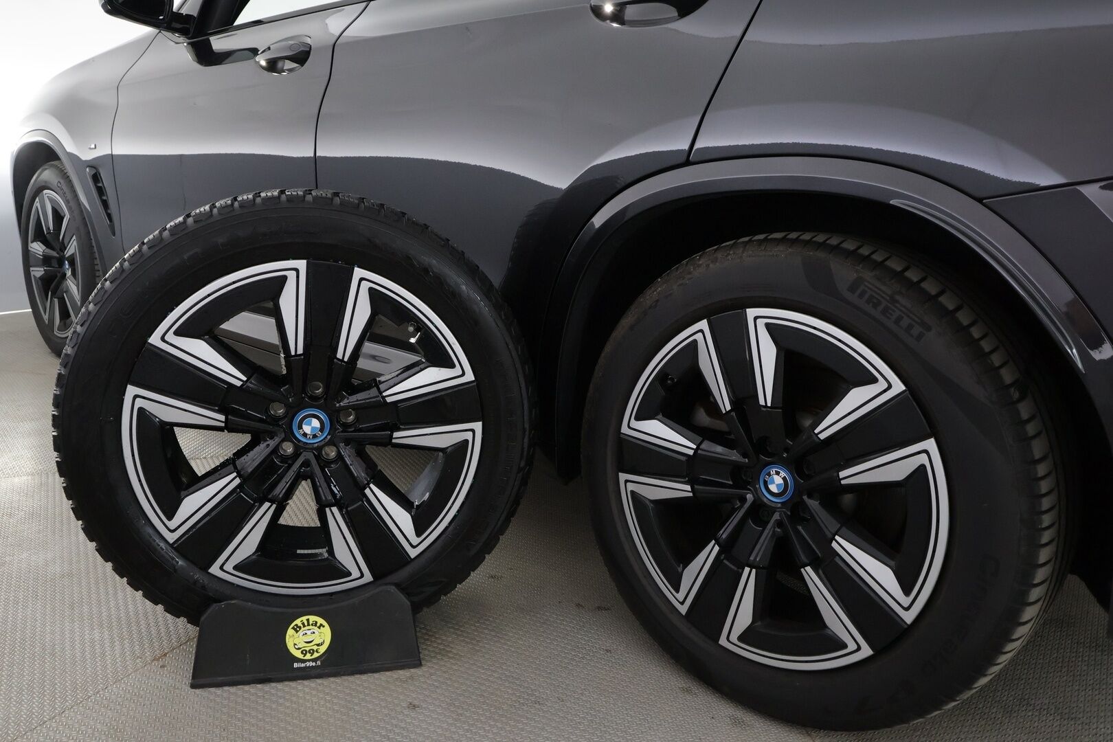 BMW IX3 2022 G08 M Sport Charged - | ACC | ILP | Koukku | Adapt. LED | Sporttinahat sähköllä | Muistipenkki | Panorama | P.kamera | Lane Assist | Navi | Lämm. ratti | 2x renkaat aluin | - KORKO VAIN 3,99 %