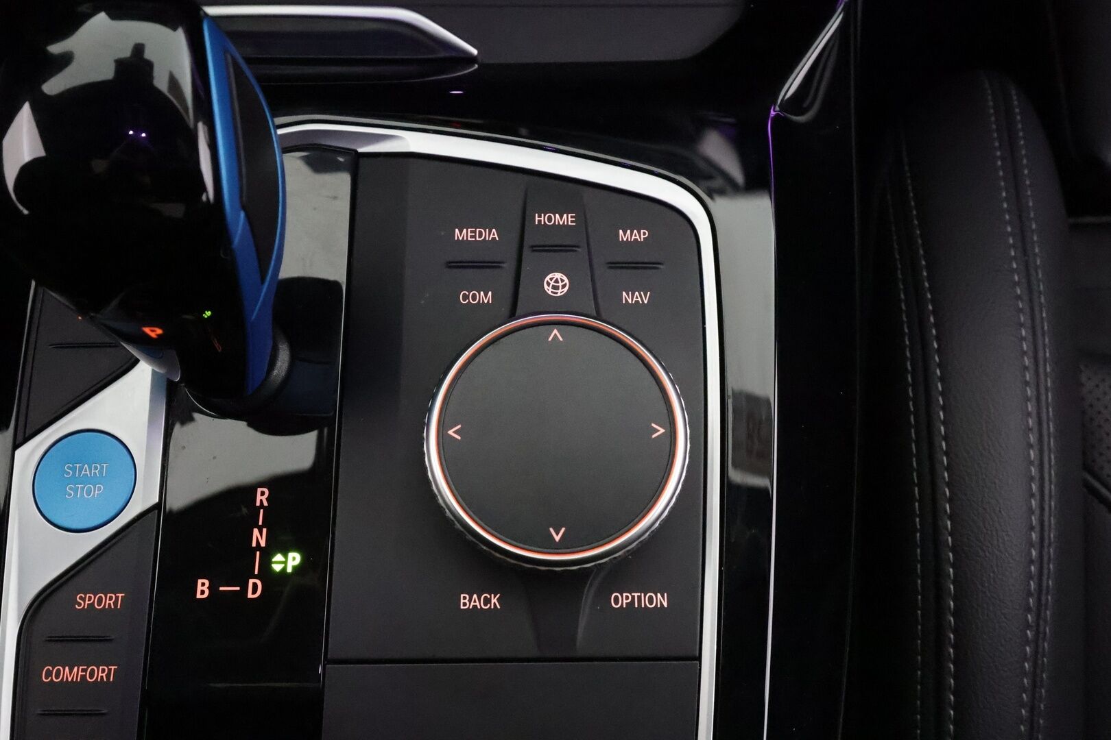 BMW IX3 2022 G08 M Sport Charged - | ACC | ILP | Koukku | Adapt. LED | Sporttinahat sähköllä | Muistipenkki | Panorama | P.kamera | Lane Assist | Navi | Lämm. ratti | 2x renkaat aluin | - KORKO VAIN 3,99 %
