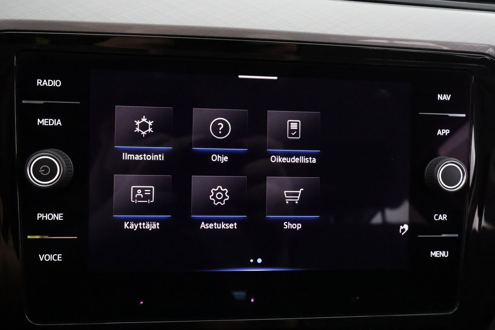 Volkswagen Passat 2023 Variant Comfort Business 1,5 TSI EVO 110 kW DSG-automaatti - | ACC | Koukku | P.Tutkat | Ergocomfort Istuin | Navi | LED | Apple&Android | Merkkihuollettu |