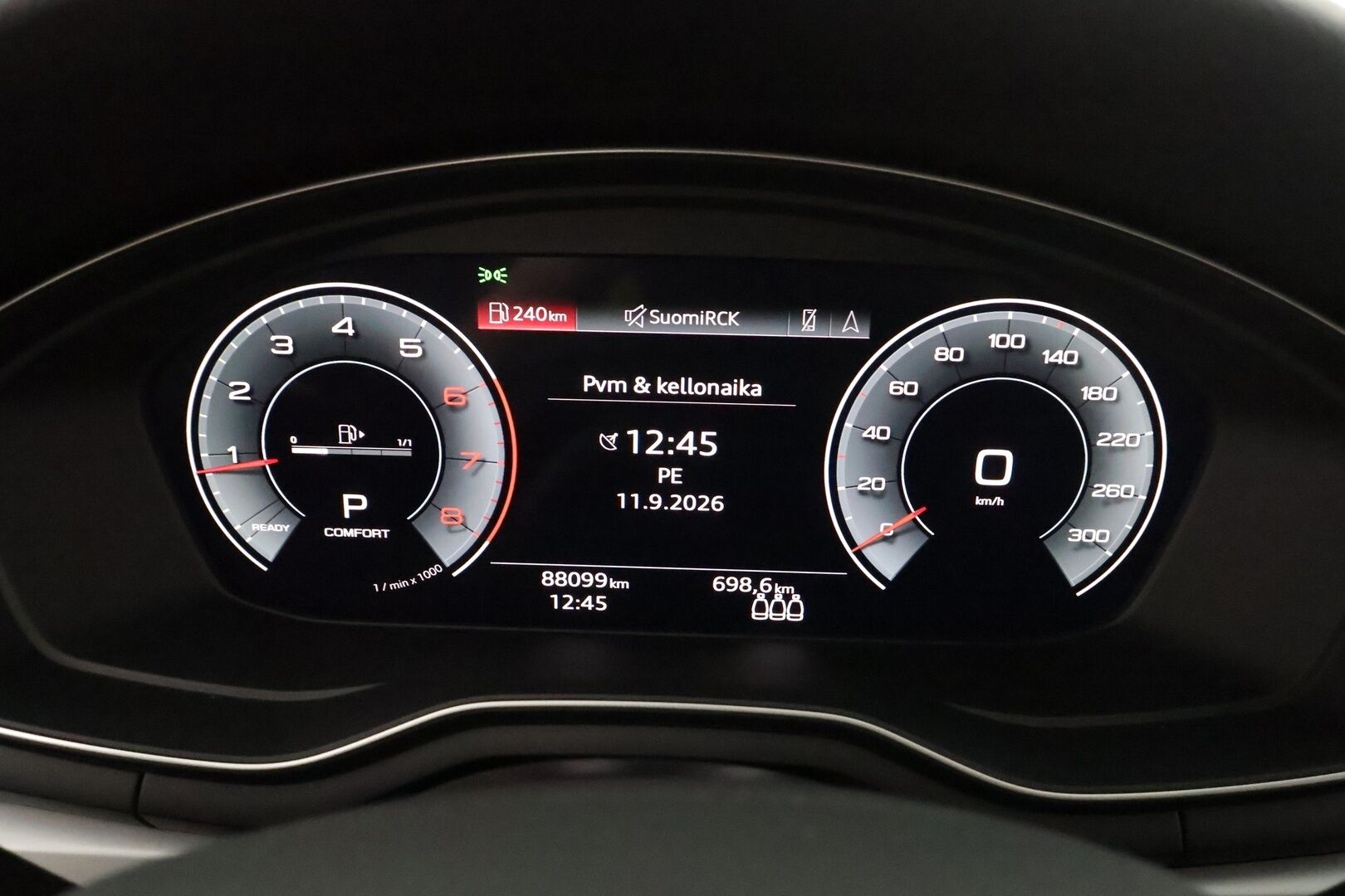 Audi A4 2023 Avant Business 40 TFSI 150 kW MHEV S tronic - | ACC | LED | P.Kamera | Sporttipenkit | Digimittaristo | Apple&Android | Merkkihuollettu |