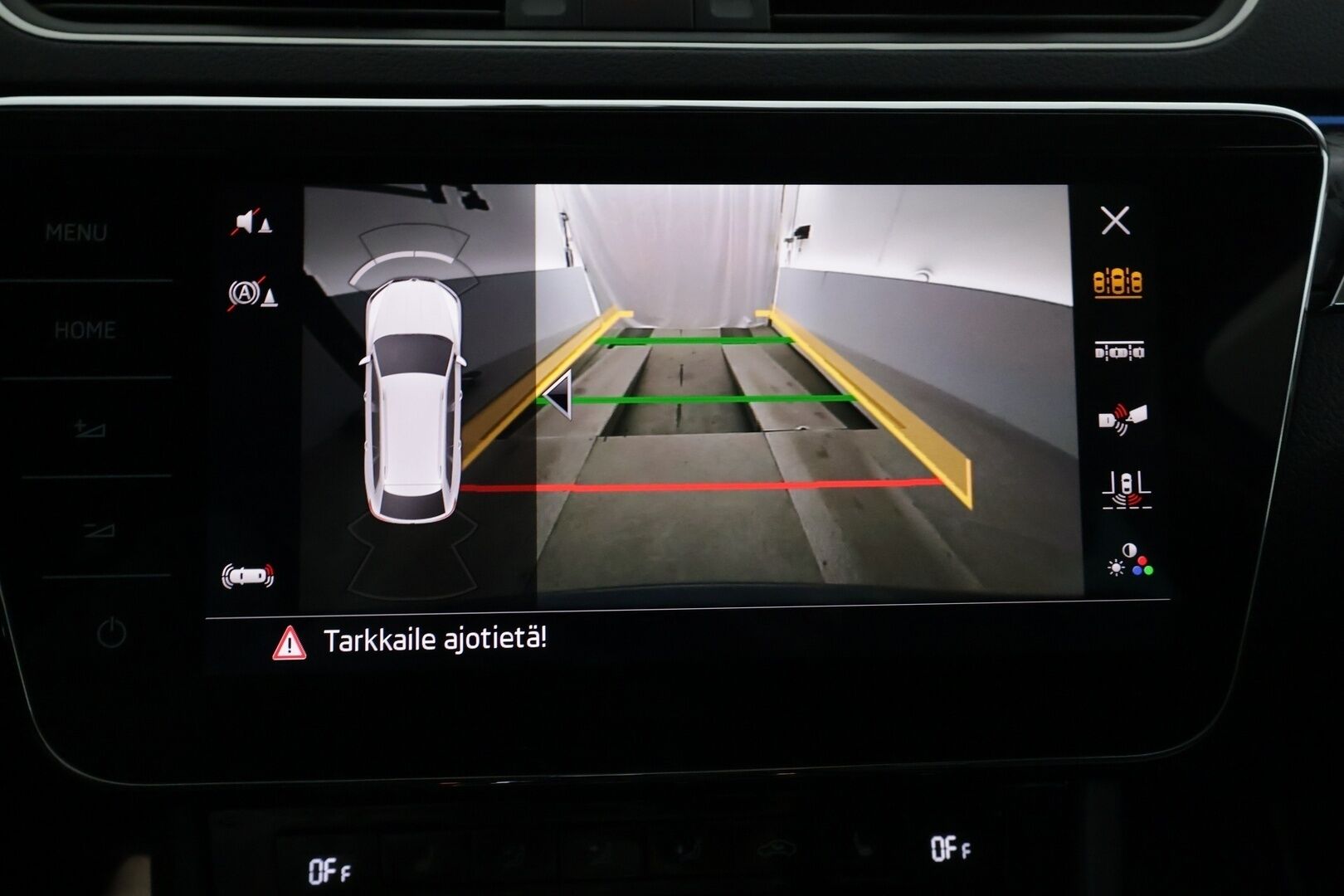 SKODA SUPERB 2018 Combi 2,0 TSI 220 L&K DSG Autom. - | ACC | PA-Lisälämmitin | LED | Canton | P.Kamera | Muistipenkit | Ratinlämmitys | Navi | Keyless | Apple&Android | Merkkihuollettu | Kahdet Renkaat | 