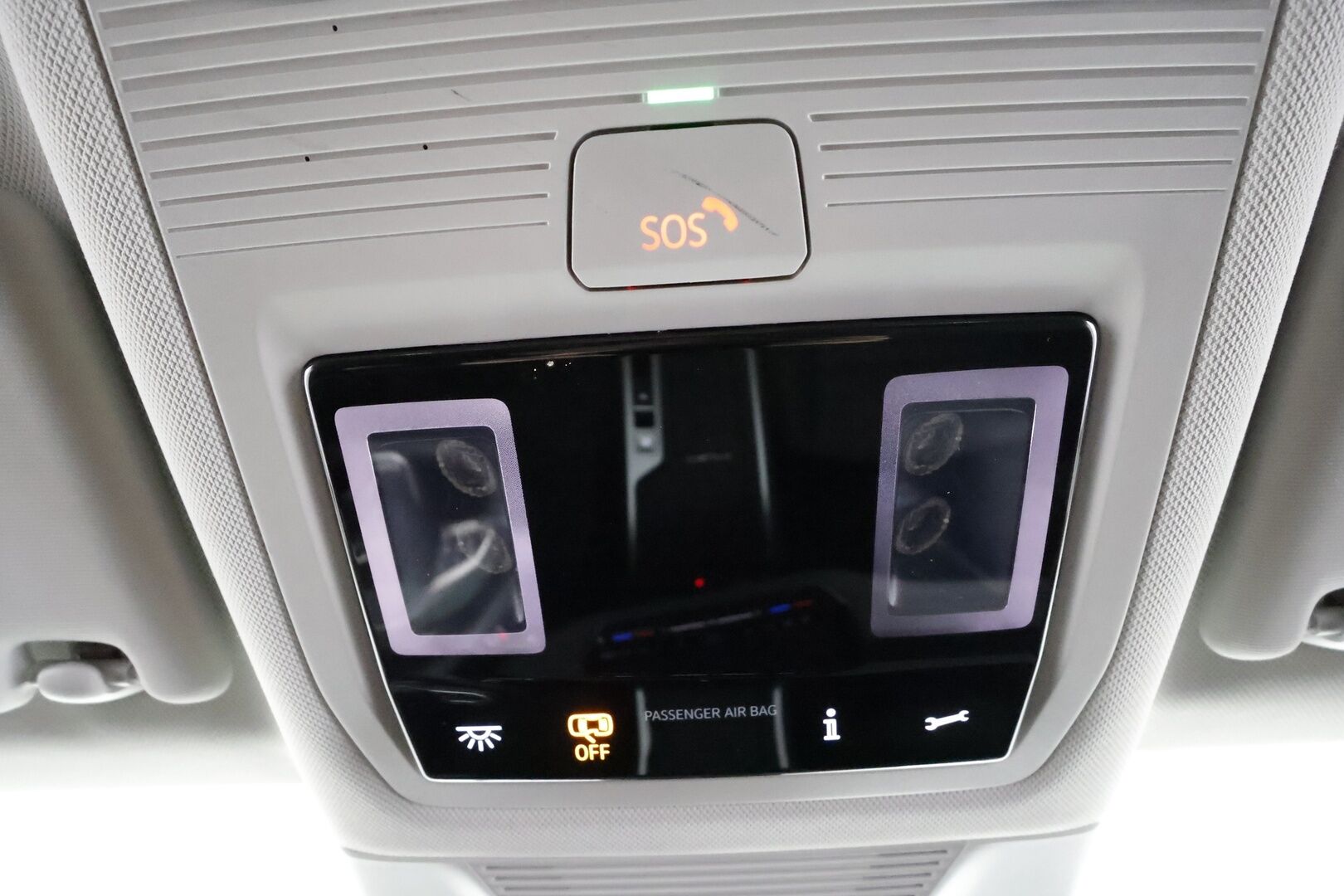 VOLKSWAGEN PASSAT 2025 Variant 1.5 eTSI DSG - | ACC | LED | P.Kamera | Ratinlämmitys | Digimittaristo | Navi |  Apple&Android | Merkkihuollettu |