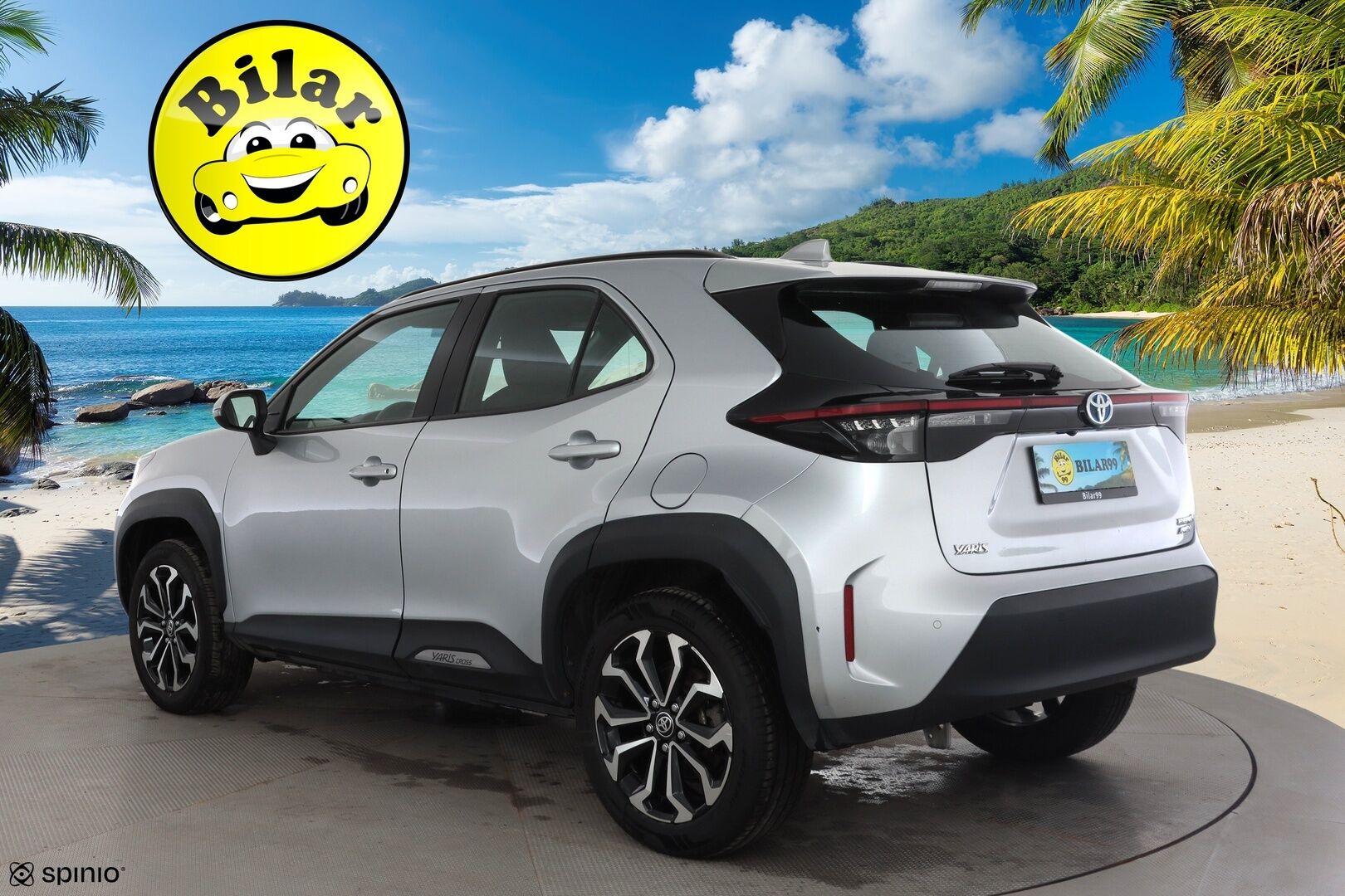 TOYOTA YARIS CROSS 2023 1.5 Hybrid Intense AWD - | ACC | LED | LTA | RSA | Navi | Keyless | Lämm. ratti | P.kamera ja tutkat | Apple & Android | Lohko+sisälämmitin | 2x renkaat aluin | 