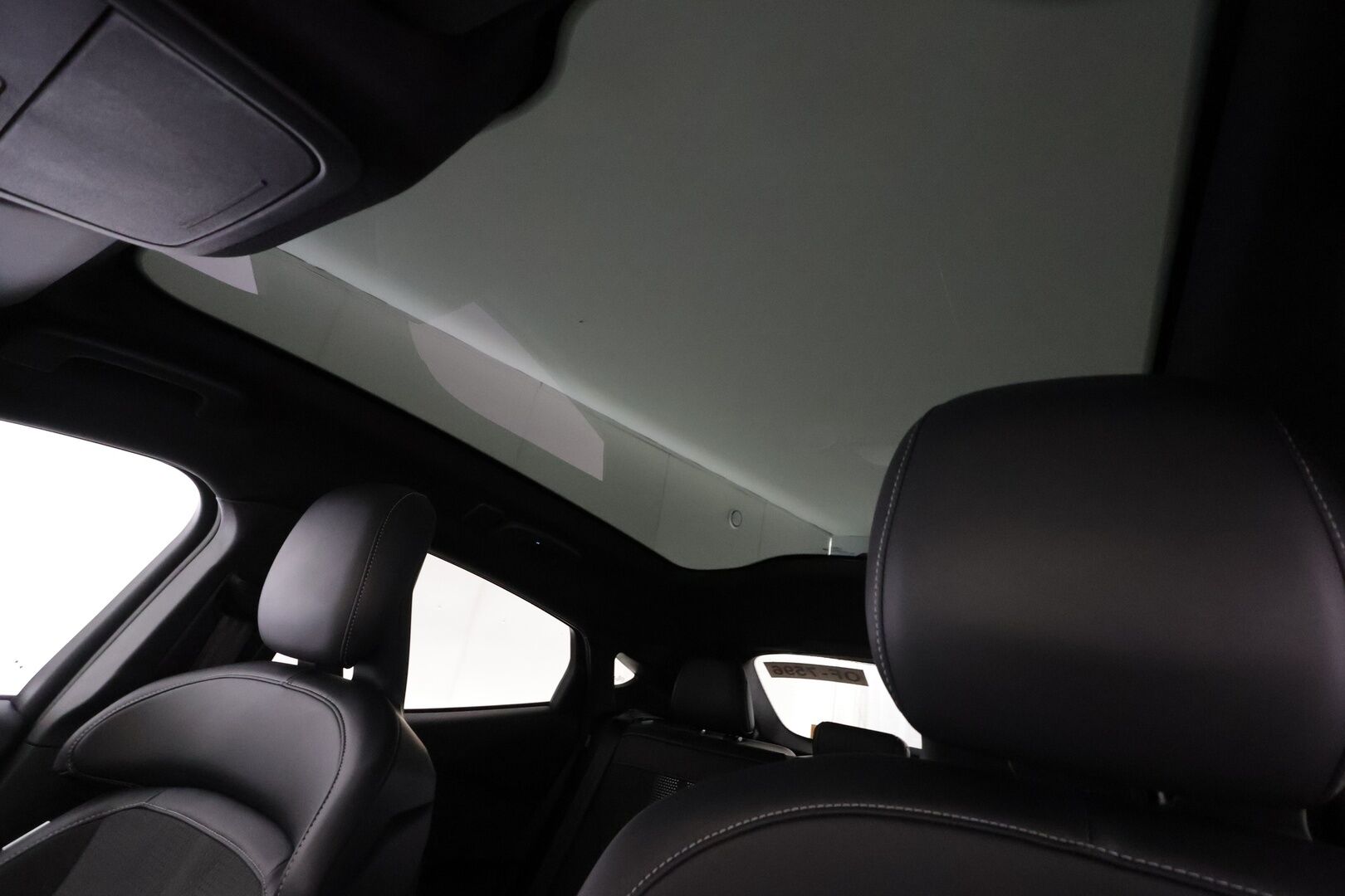 FORD MUSTANG MACH-E 2024 98kWh 487hv AWD GT 5-ovinen - | ACC | B&O | Lasikatto | Muistipenkki | Nahka-alcantara | 360° | Matrix | Ambient light | Lämm. ratti | Lane Assist | BLIS | RCTA | Keyless | 