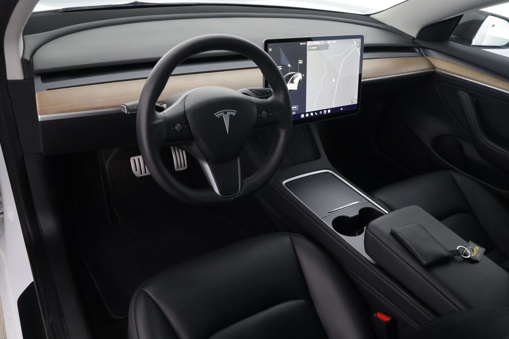Tesla Model 3 2021 Performance - | ACC | ILP | Matrix | Track Mode | Lasikatto | Premium Audio | P.kamera ja tutkat | Sähkönahat | Muistipenkki | Autosteer | 2x renkaat aluin | 