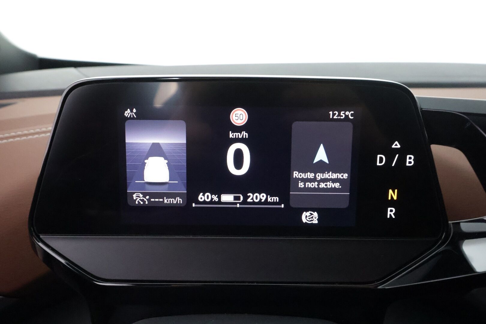 Volkswagen ID.5 2022 Pro Performance 150 kW, akku 77 kWh - | ACC | ILP | Koukku | Matrix-LED | Lasikatto | 360-Kamera | Hierovat ergoactive Sporttipenkit | HUD | Keyless | Apple&Android | Merkkihuollettu | Kahdet Renkaat |