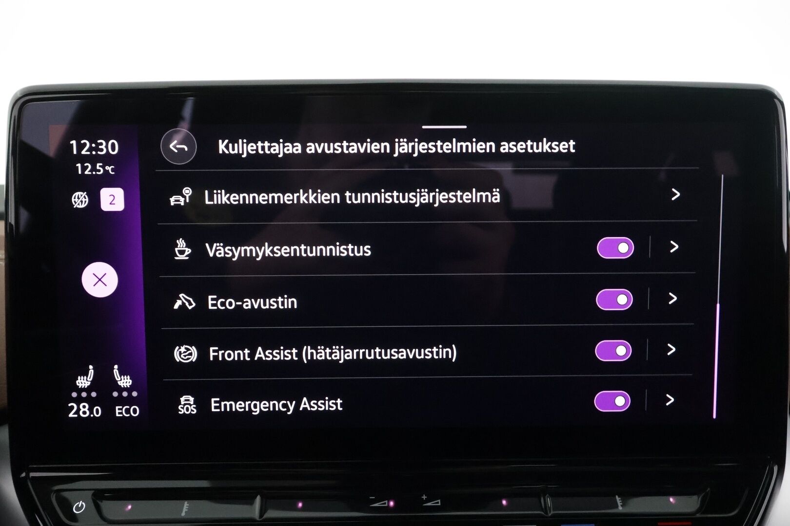 Volkswagen ID.5 2022 Pro Performance 150 kW, akku 77 kWh - | ACC | ILP | Koukku | Matrix-LED | Lasikatto | 360-Kamera | Hierovat ergoactive Sporttipenkit | HUD | Keyless | Apple&Android | Merkkihuollettu | Kahdet Renkaat |