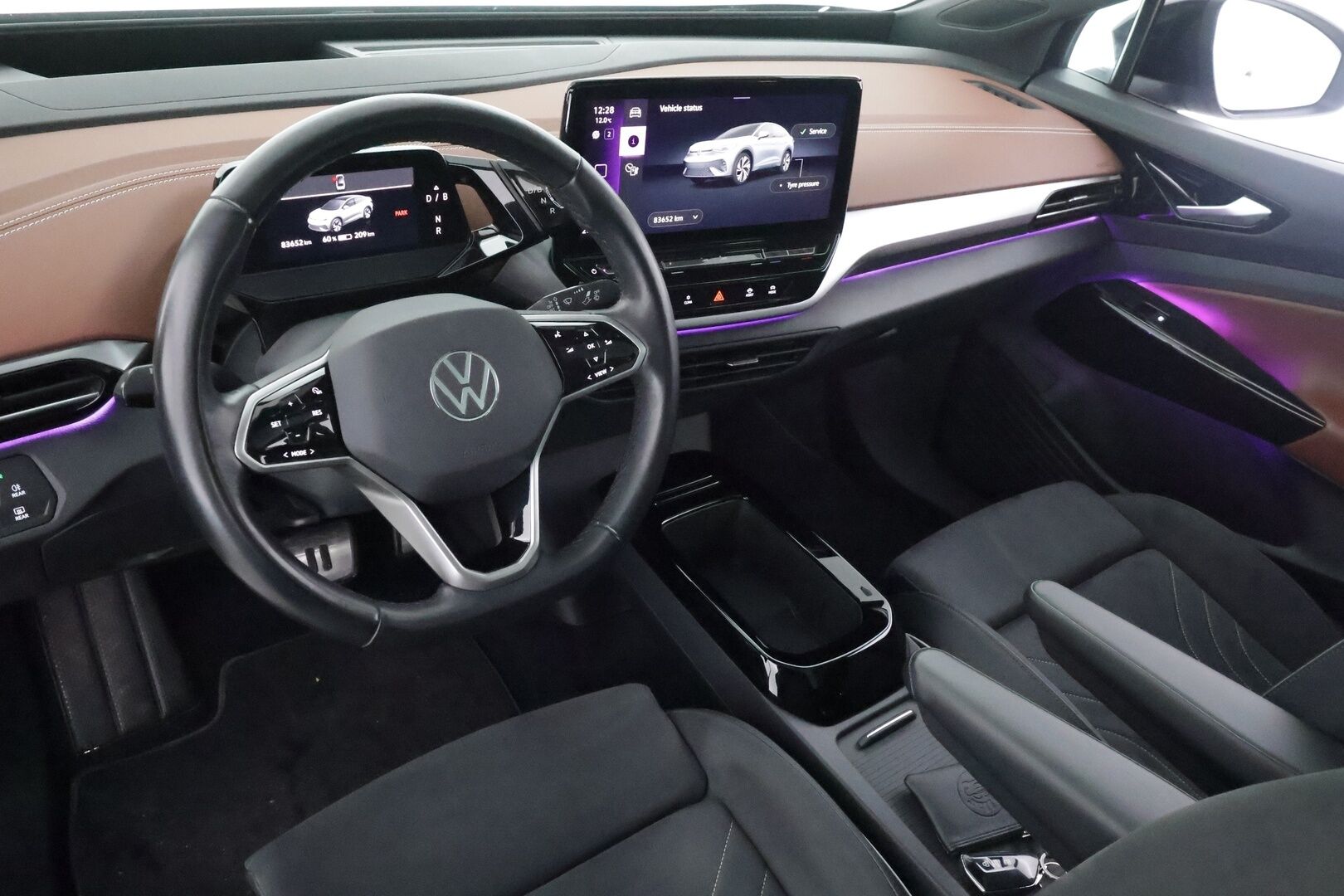 Volkswagen ID.5 2022 Pro Performance 150 kW, akku 77 kWh - | ACC | ILP | Koukku | Matrix-LED | Lasikatto | 360-Kamera | Hierovat ergoactive Sporttipenkit | HUD | Keyless | Apple&Android | Merkkihuollettu | Kahdet Renkaat |