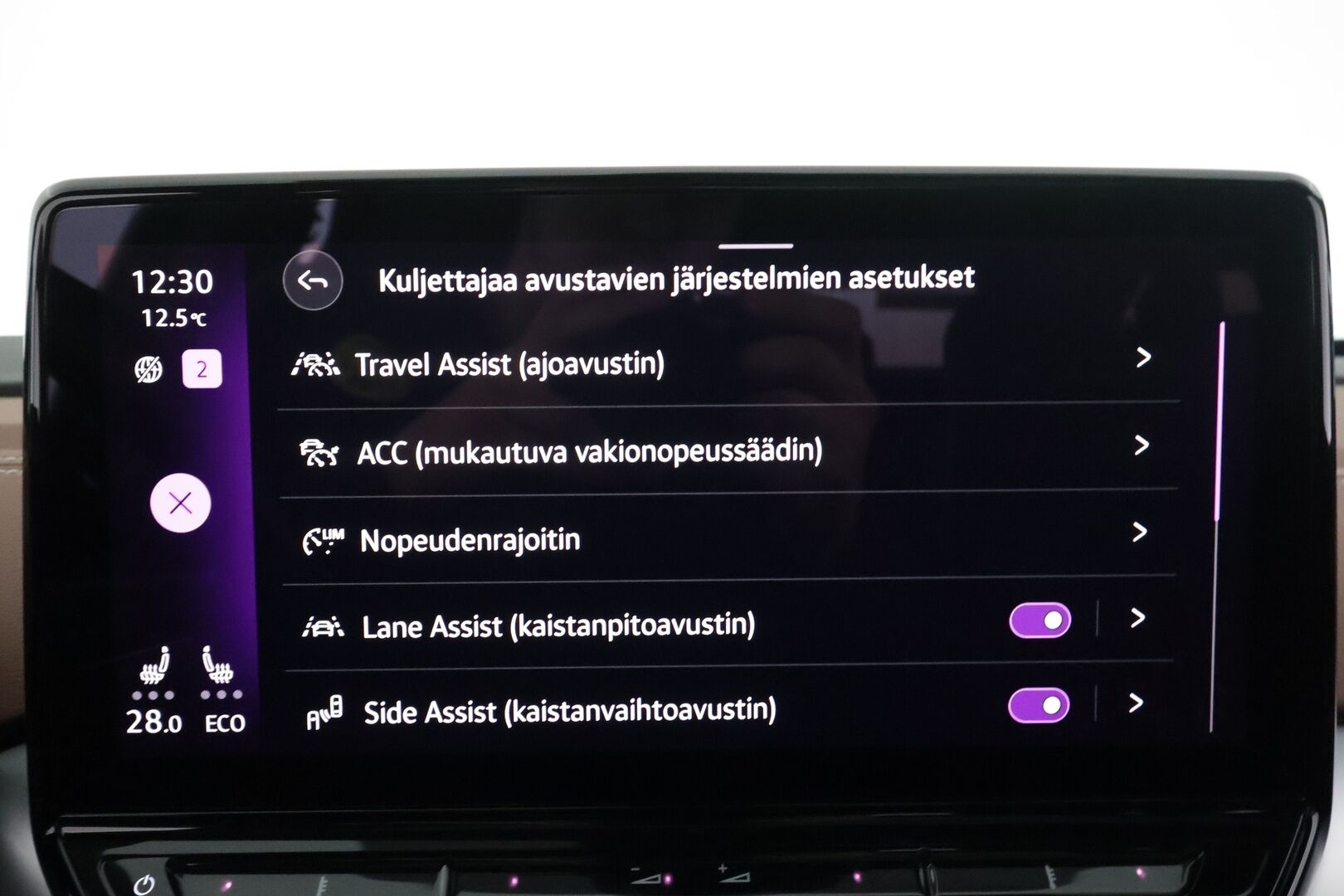 Volkswagen ID.5 2022 Pro Performance 150 kW, akku 77 kWh - | ACC | ILP | Koukku | Matrix-LED | Lasikatto | 360-Kamera | Hierovat ergoactive Sporttipenkit | HUD | Keyless | Apple&Android | Merkkihuollettu | Kahdet Renkaat |