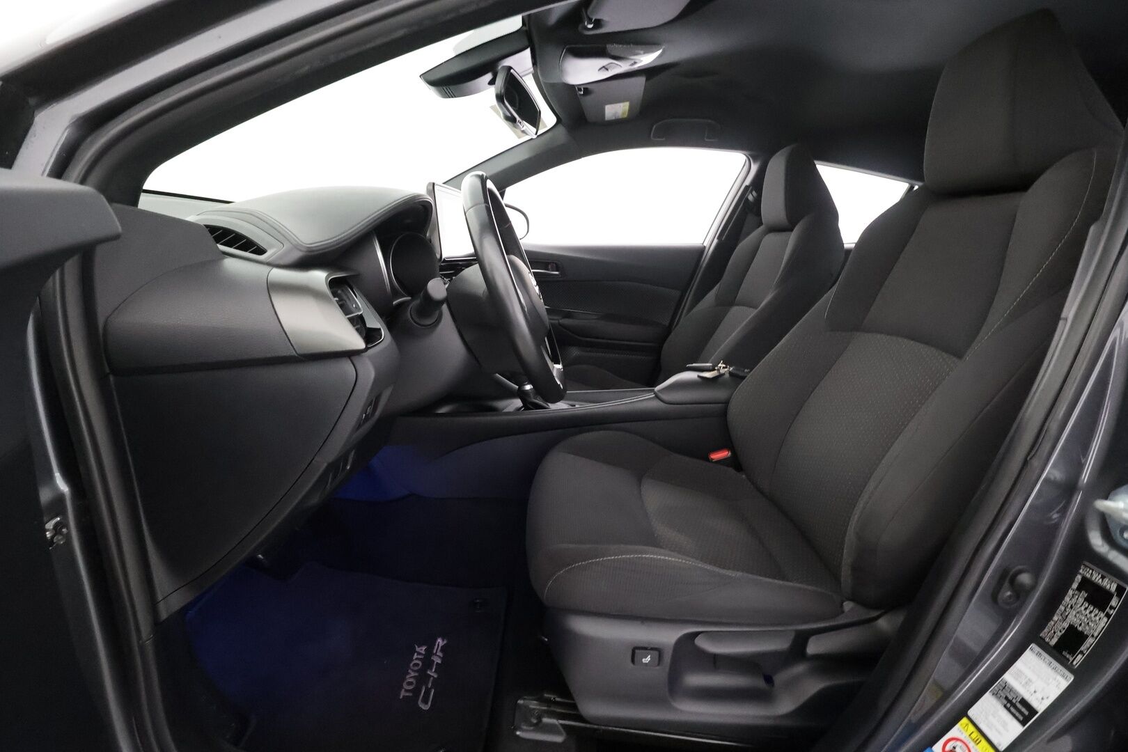 TOYOTA C-HR 2019 1.8 Hybrid - | ACC | LED | P.Kamera | Navi | Kaistavahti | Katveavustin | Keyless | Kahdet renkaat |