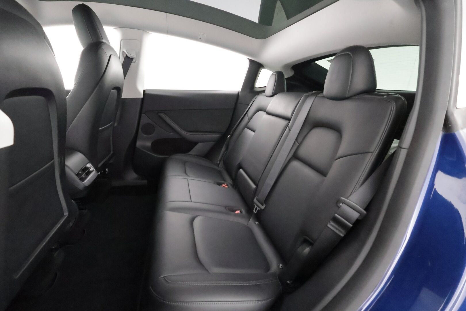 Tesla Model Y 2021 Long Range - | ILP | Lasikatto | ACC | Matrix-LED | P.Kamera | Muistipenkki | Premium Audio | Navi | Kaistavahti | Keyless | 2x Latauskaapelit | Kahdet renkaat |  