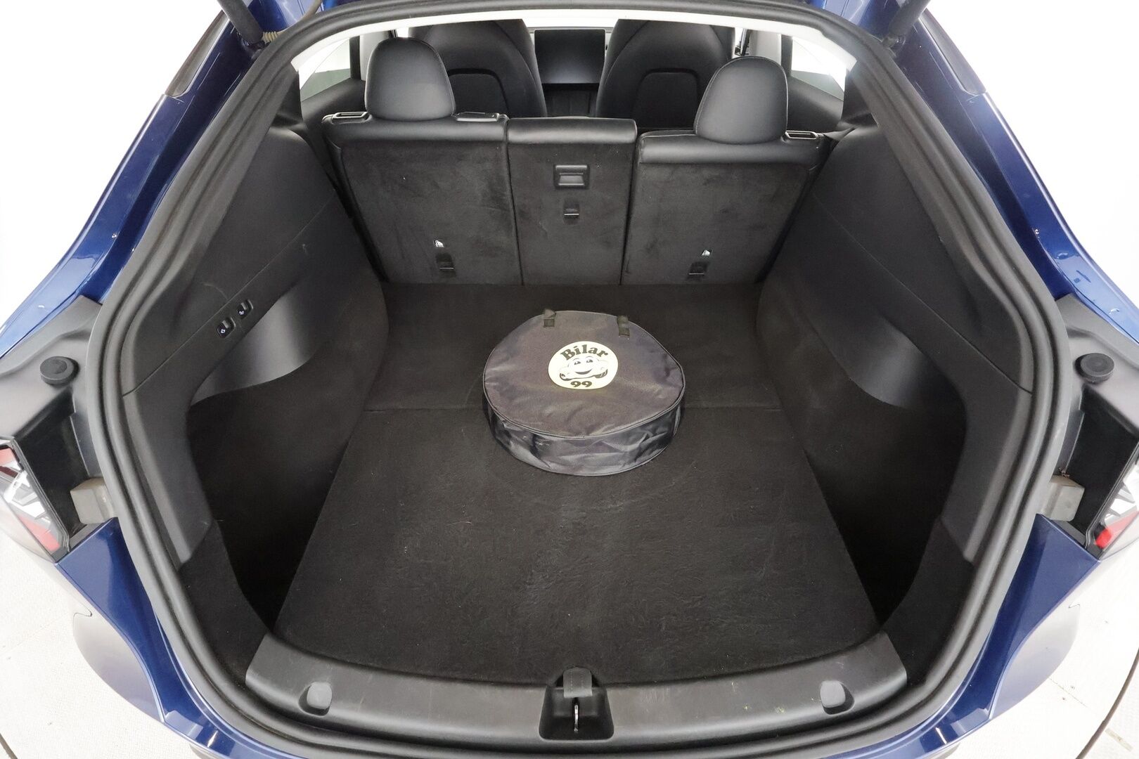 Tesla Model Y 2021 Long Range - | ILP | Lasikatto | ACC | Matrix-LED | P.Kamera | Muistipenkki | Premium Audio | Navi | Kaistavahti | Keyless | 2x Latauskaapelit | Kahdet renkaat |  