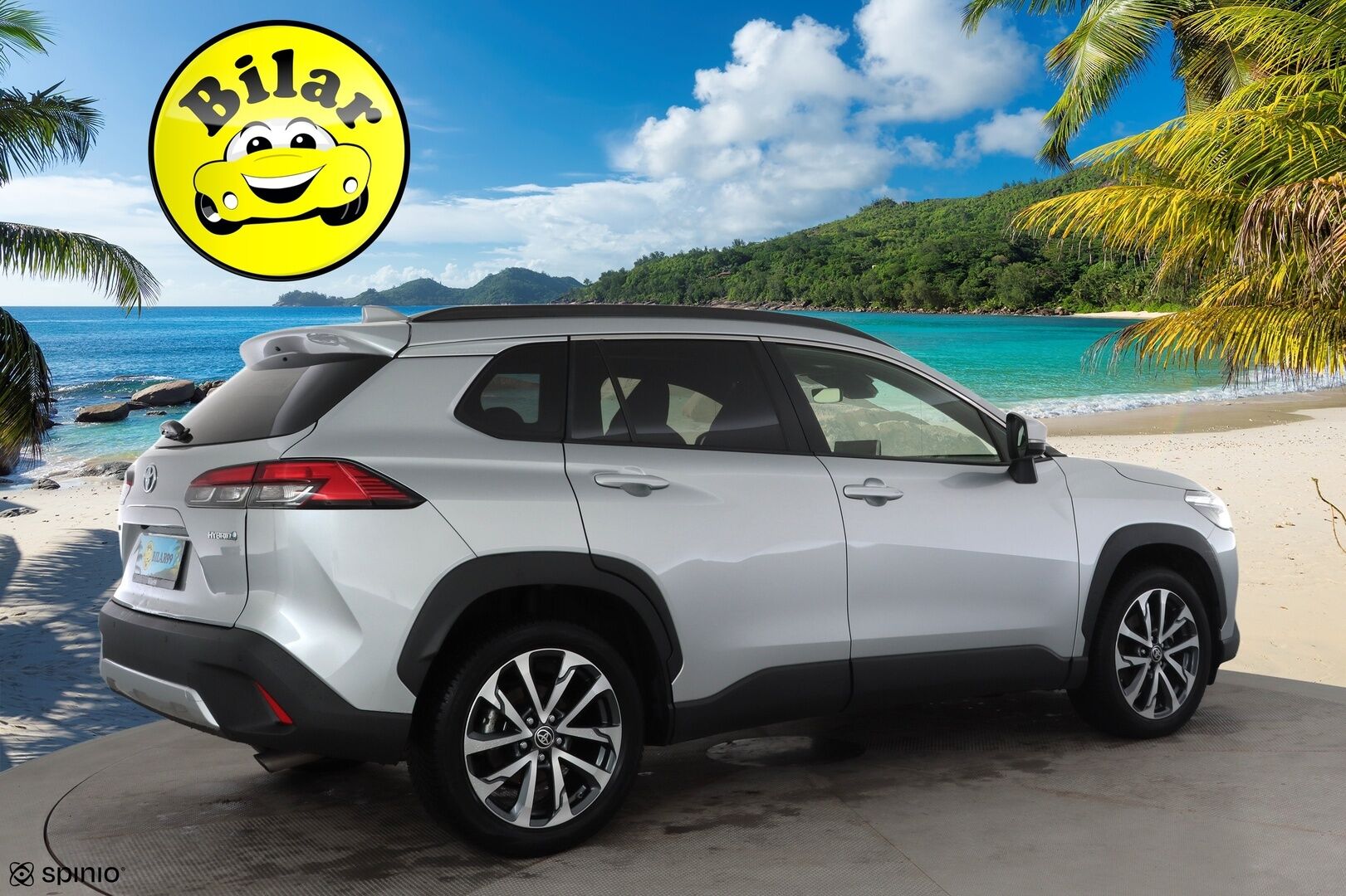 TOYOTA COROLLA CROSS 2023 2.0 Hybrid AWD-i Active - | ACC | Lasikatto | LED | P.Kamera | Kaistavahti | Katveavustin | Navi | Keyless | Digimittaristo | PDA | Merkkihuollot |
