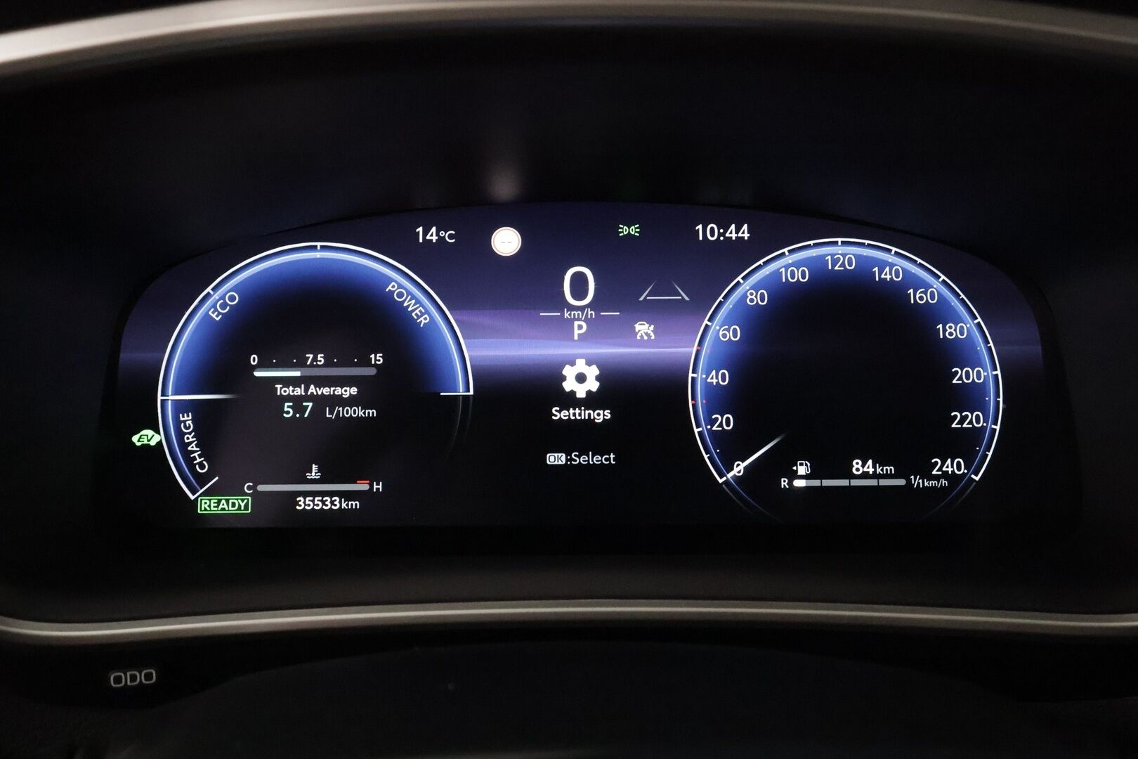 TOYOTA COROLLA CROSS 2023 2.0 Hybrid AWD-i Active - | ACC | Lasikatto | LED | P.Kamera | Kaistavahti | Katveavustin | Navi | Keyless | Digimittaristo | PDA | Merkkihuollot |