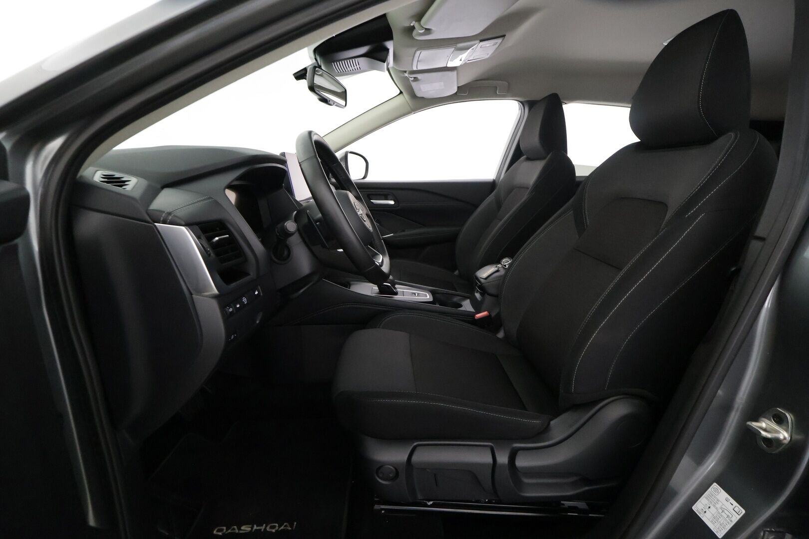 NISSAN QASHQAI 2024 MHEV 158 Xtronic 2WD N-Connecta 12.3 TFT - | ACC | Koukku | 360° kamera | Keyless | Lane Assist | BSM | Lämm. ratti | Lämm. tuulilasi | Digimittaristo | Apple & Android | LED | 2x renkaat aluin |