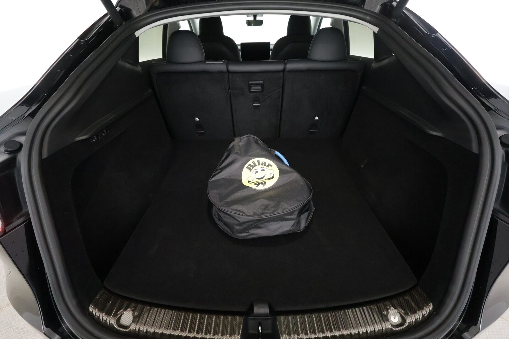 TESLA MODEL Y 2023 Performance - | Koukku | ILP | ACC | Matrix-LED | Lasikatto | P.Kamera | Muistipenkki | Premium Audio | Navi | Kaistavahti | Keyless | - KORKO VAIN 3,99 %
