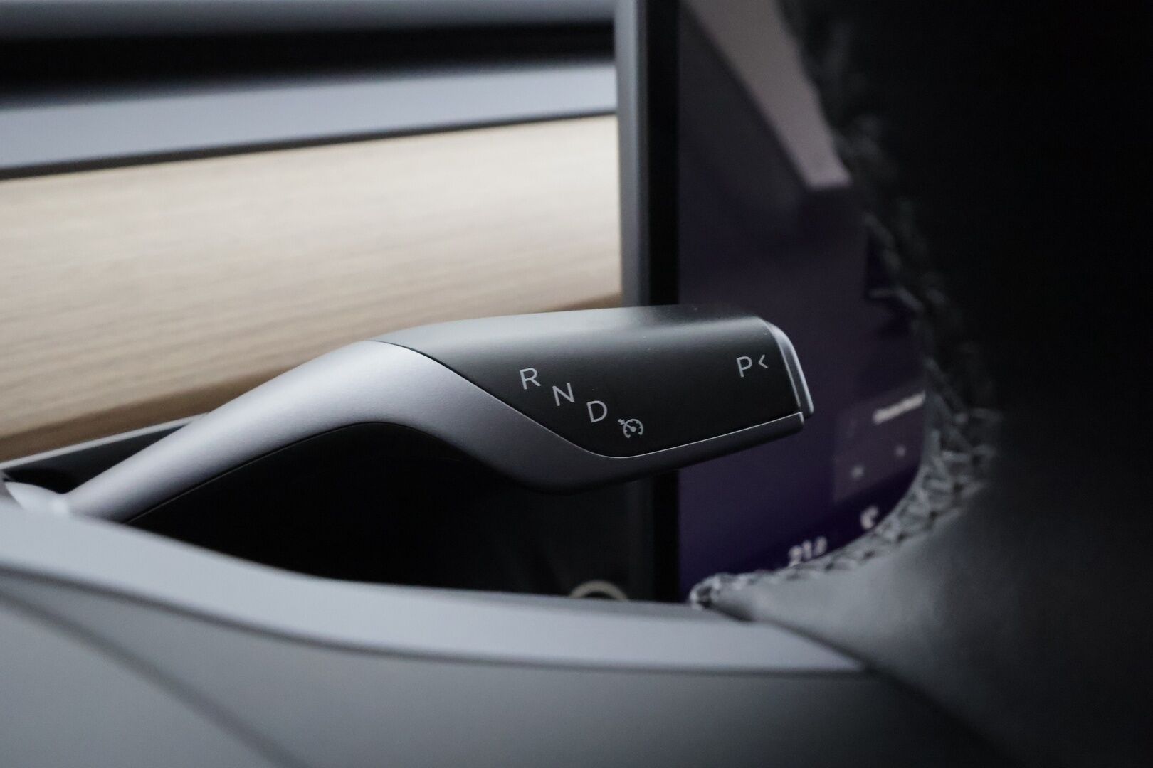 TESLA MODEL Y 2023 Performance - | Koukku | ILP | ACC | Matrix-LED | Lasikatto | P.Kamera | Muistipenkki | Premium Audio | Navi | Kaistavahti | Keyless |
