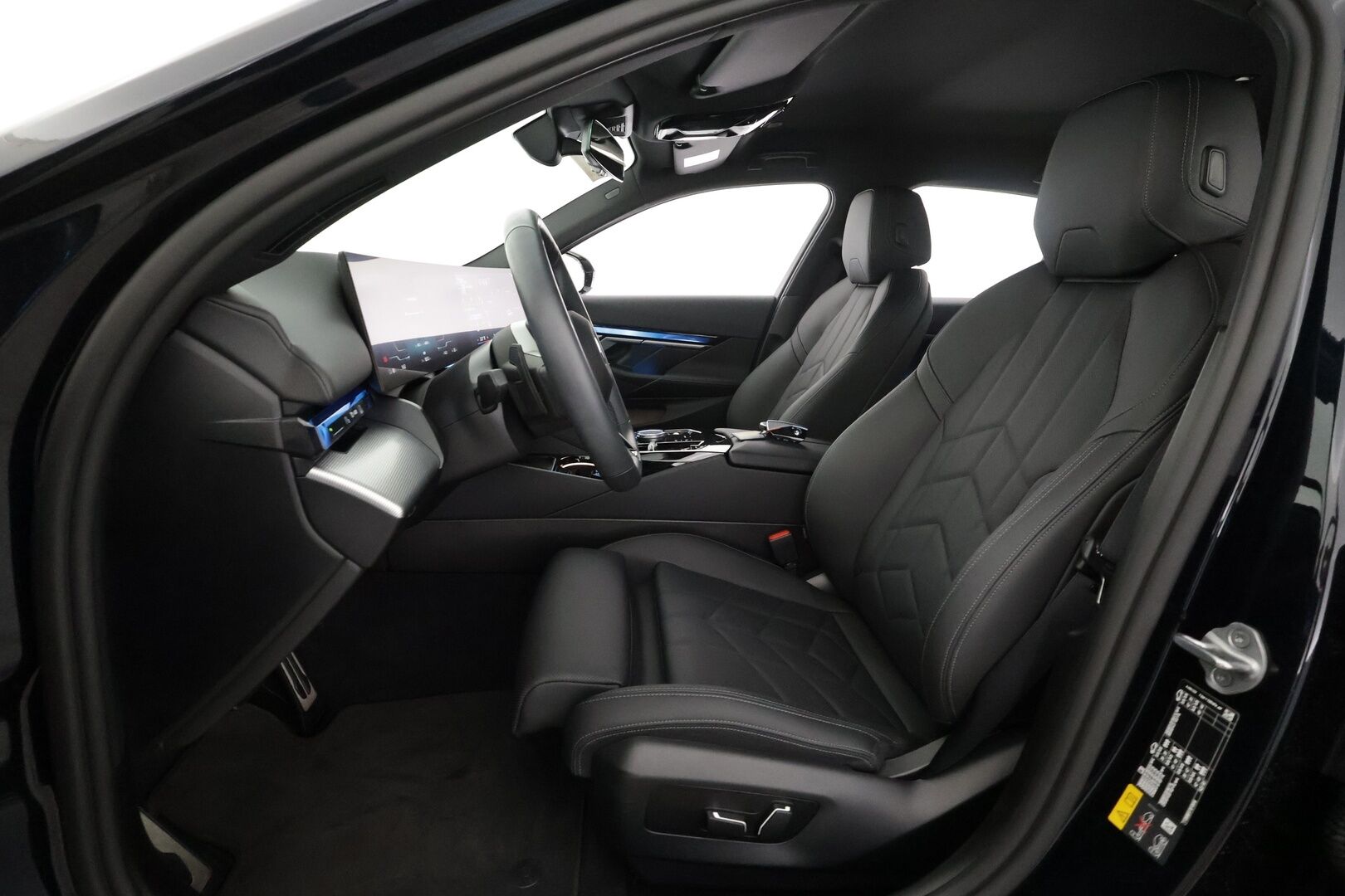 BMW I5 2024 G60 xDrive40 M Sport - Driving assistant prof. | Harman/Kardon | Koukku | Adapt.LED | P-kamera | Widescreen | Kahdet renkaat - KORKO VAIN 3,99 %